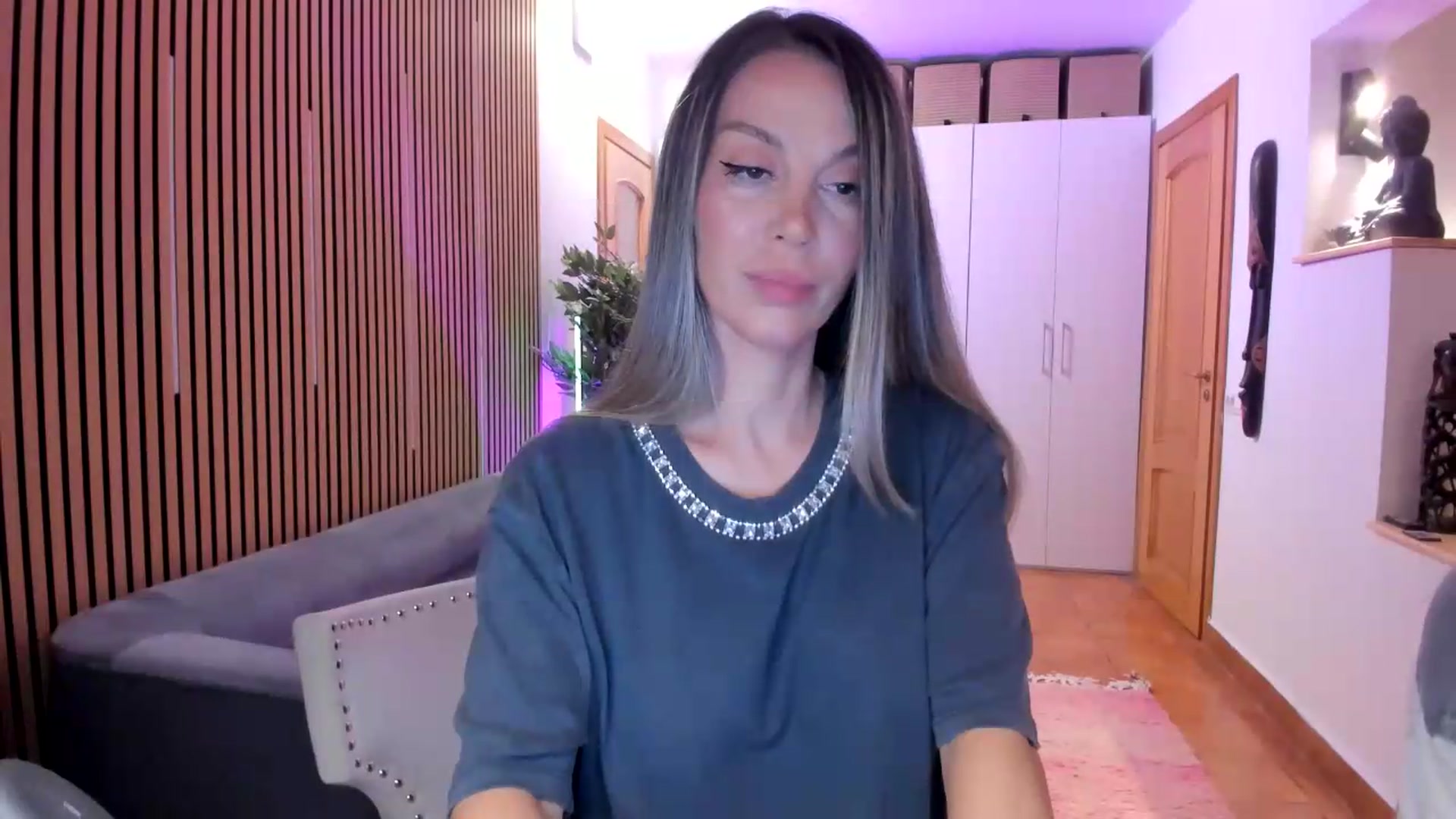 Gallery image thumbnail from Alesia_'s myfreecams stream on, 08/02/2026, 22:50 image 19 of 20