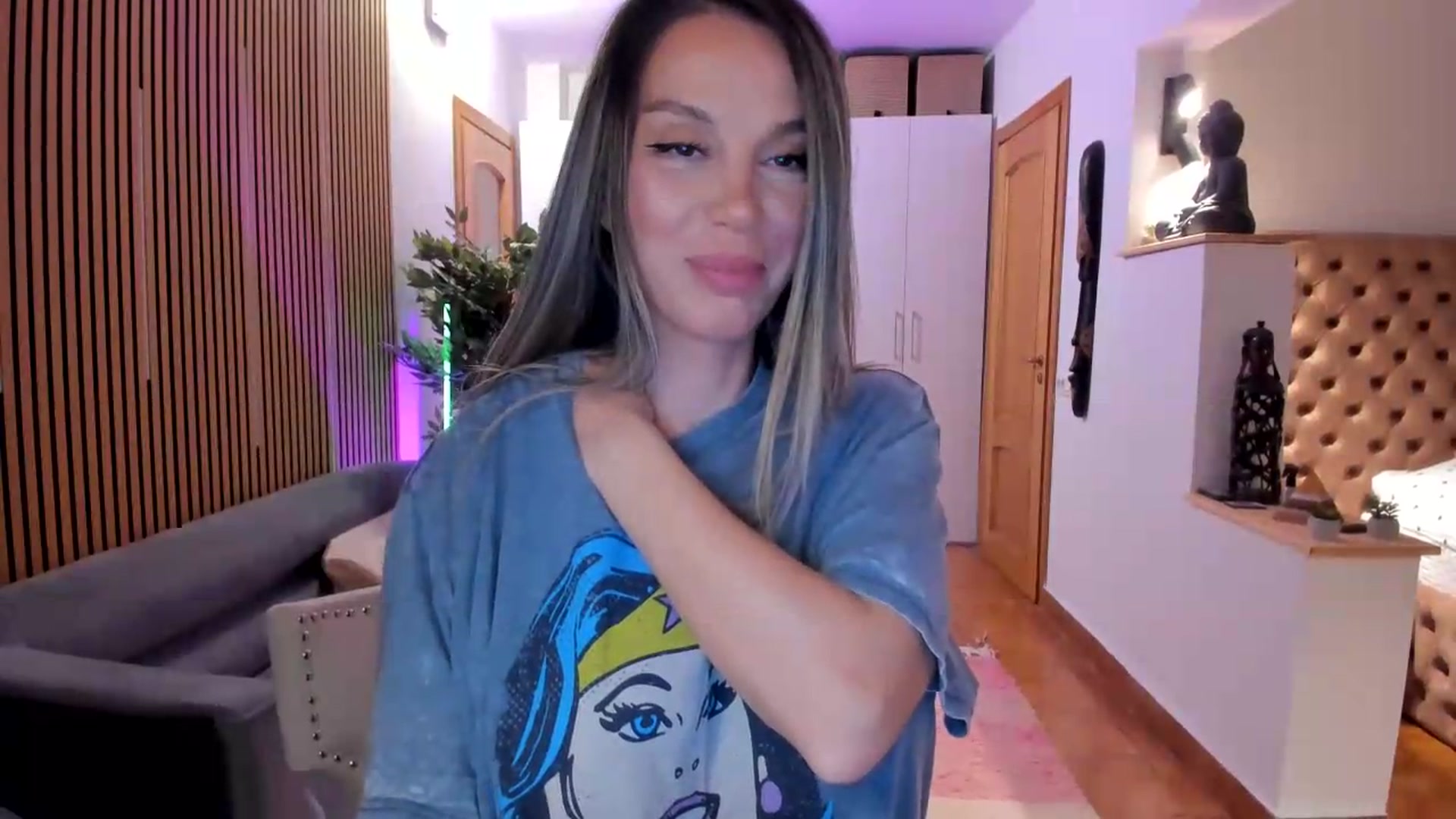 Gallery image thumbnail from Alesia_'s myfreecams stream on, 08/23/2026, 21:38 image 16 of 20