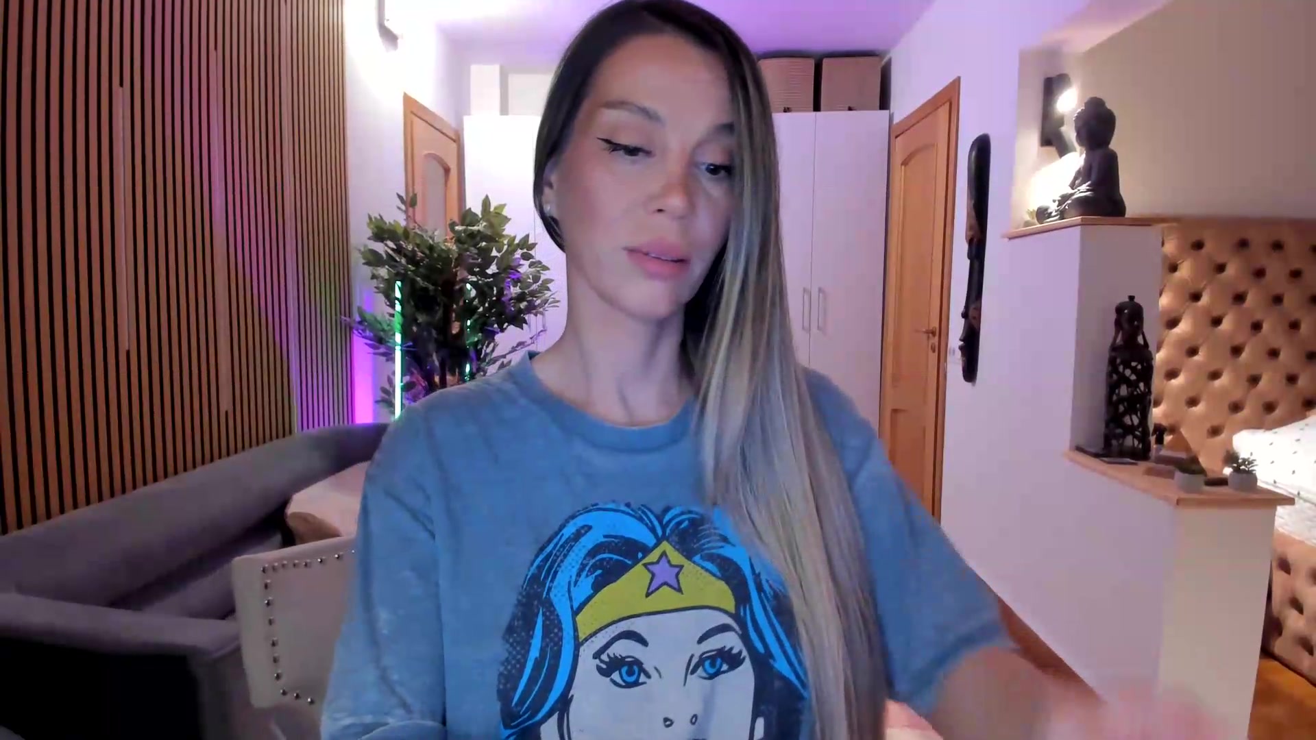 Gallery image thumbnail from Alesia_'s myfreecams stream on, 08/23/2026, 21:38 image 20 of 20