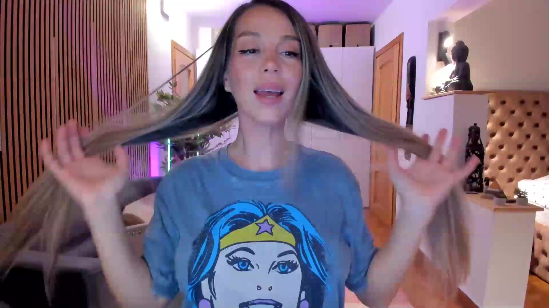 Gallery image thumbnail from Alesia_'s myfreecams stream on, 08/23/2026, 21:38 image 17 of 20