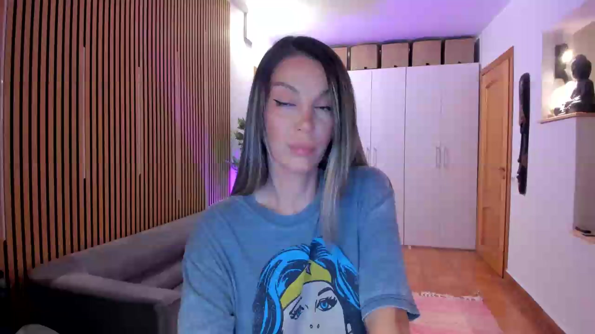 Gallery image thumbnail from Alesia_'s myfreecams stream on, 08/23/2026, 23:32 image 6 of 20