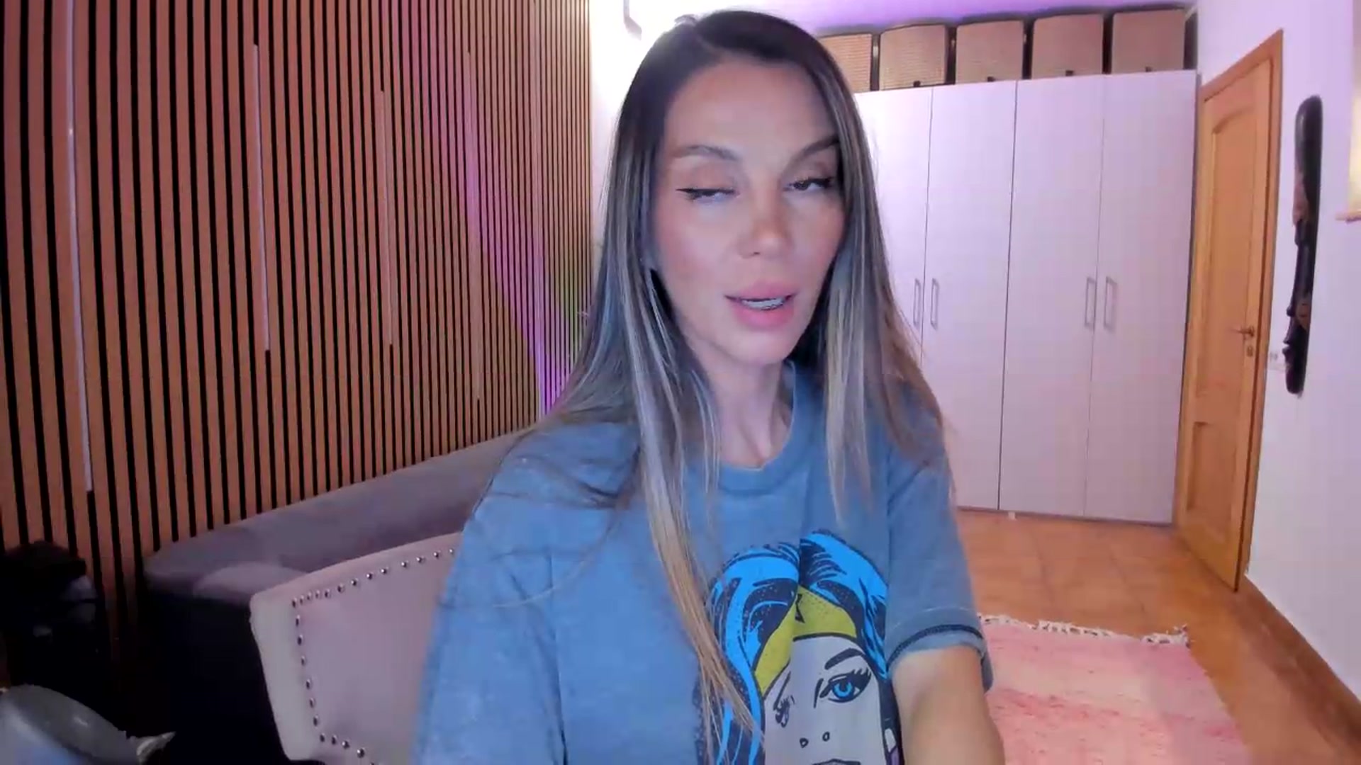 Gallery image thumbnail from Alesia_'s myfreecams stream on, 08/23/2026, 23:32 image 15 of 20