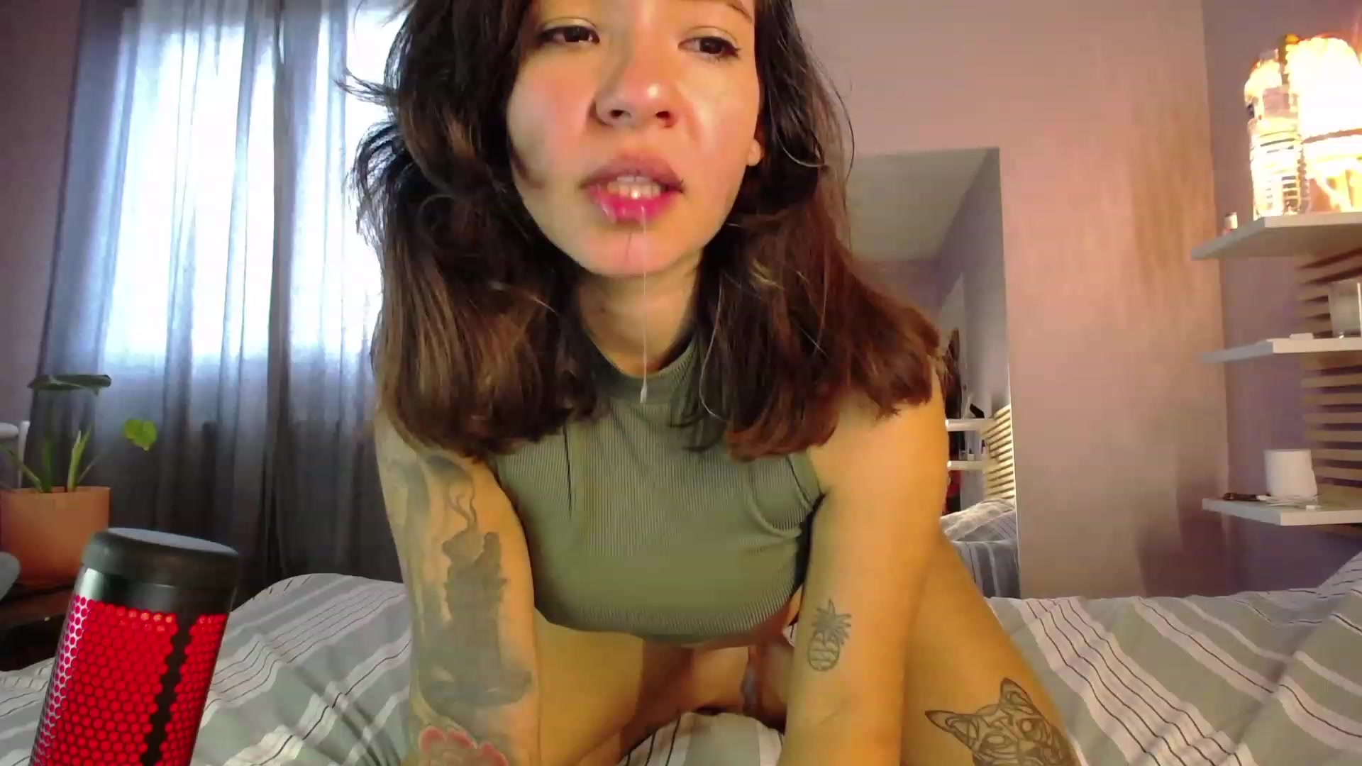 Gallery image thumbnail from Aless_____'s myfreecams stream on, 11/14/2022, 14:17 image 14 of 20