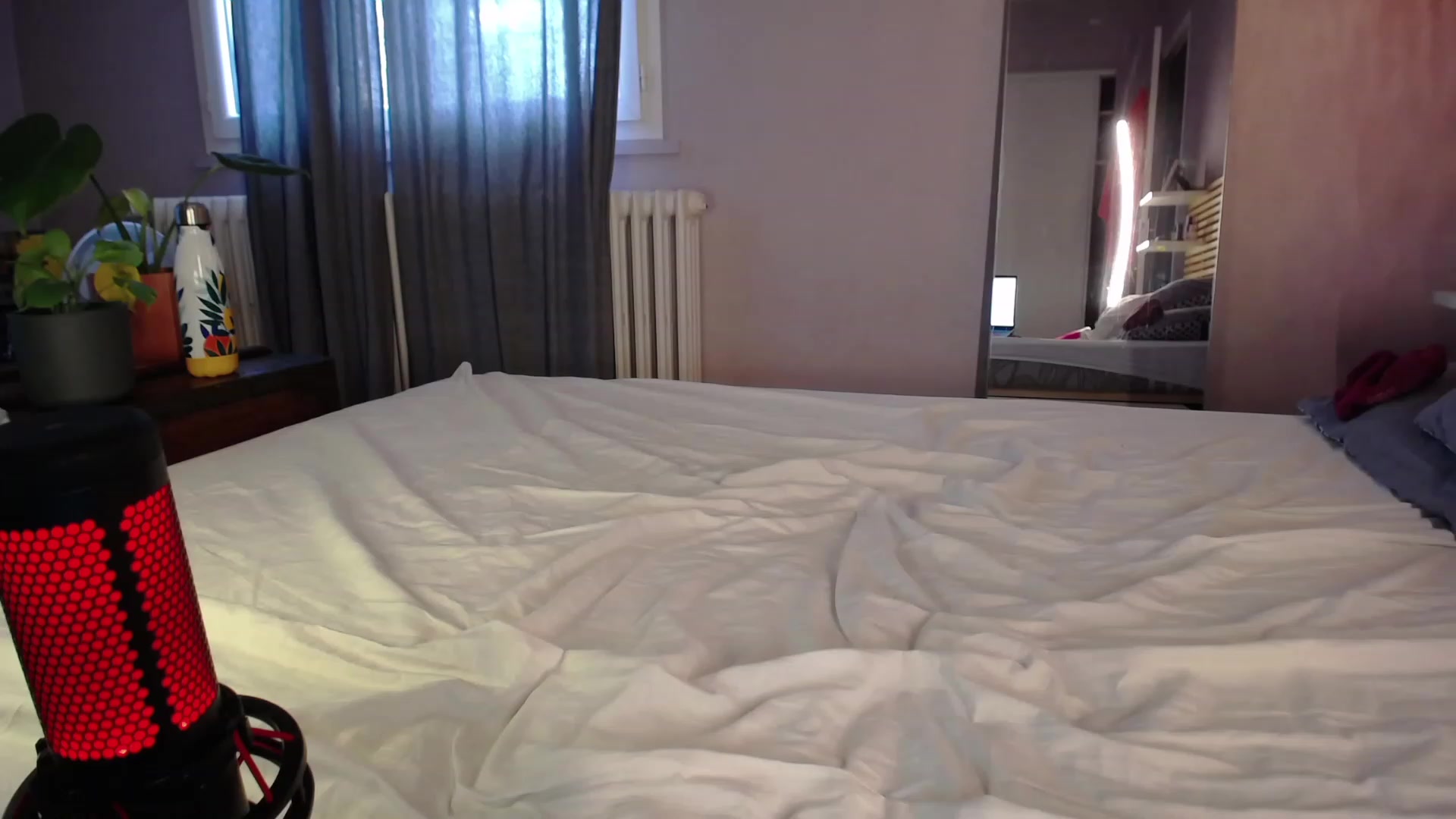 Gallery image thumbnail from Aless_____'s myfreecams stream on, 11/22/2022, 15:13 image 11 of 20