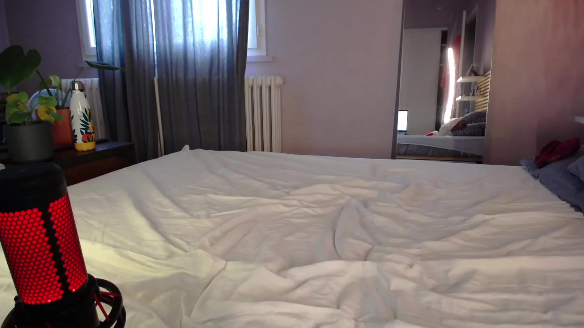 Gallery image thumbnail from Aless_____'s myfreecams stream on, 11/22/2022, 15:13 image 10 of 20