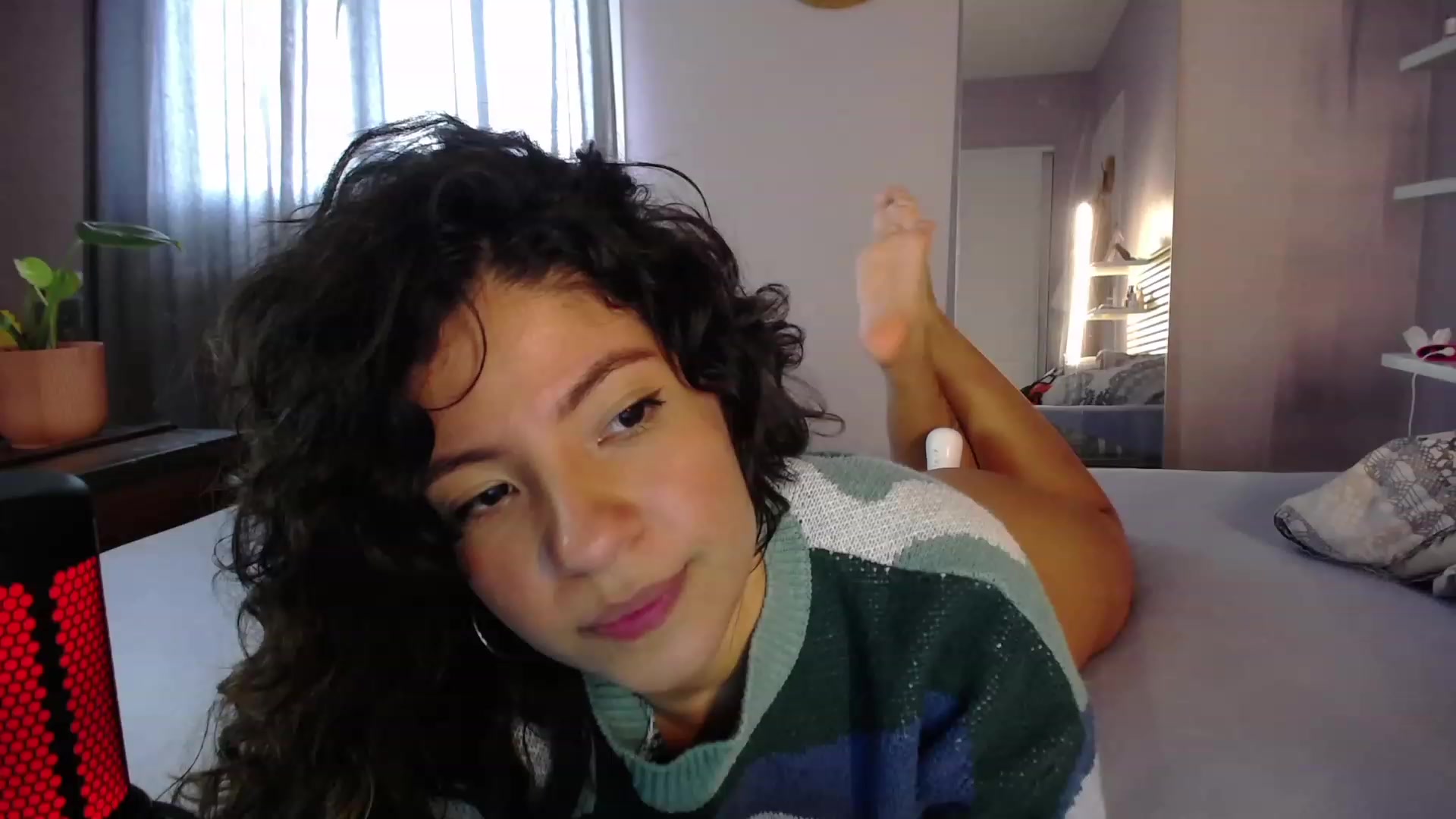 Gallery image thumbnail from Aless_____'s myfreecams stream on, 11/27/2022, 14:56 image 13 of 20