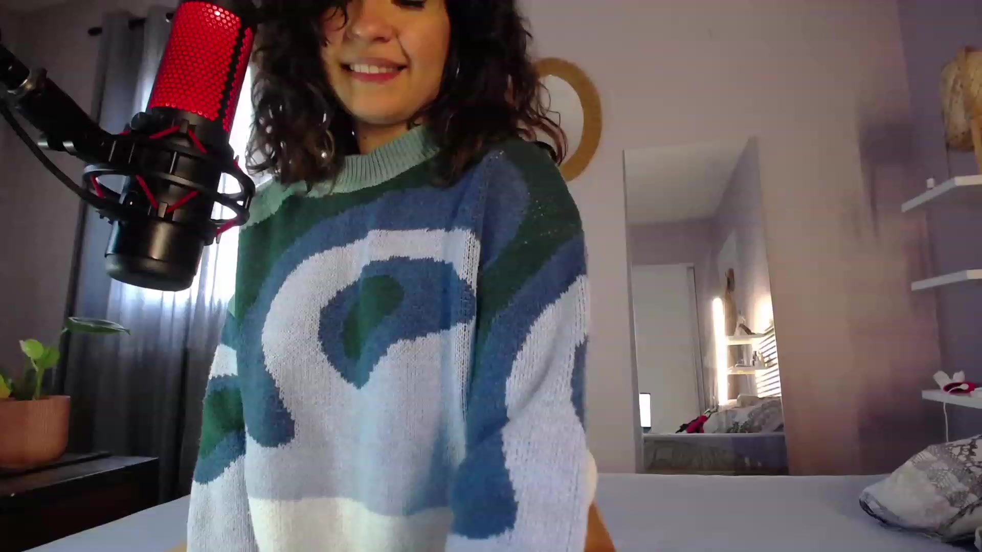 Gallery image thumbnail from Aless_____'s myfreecams stream on, 11/27/2022, 14:56 image 1 of 20