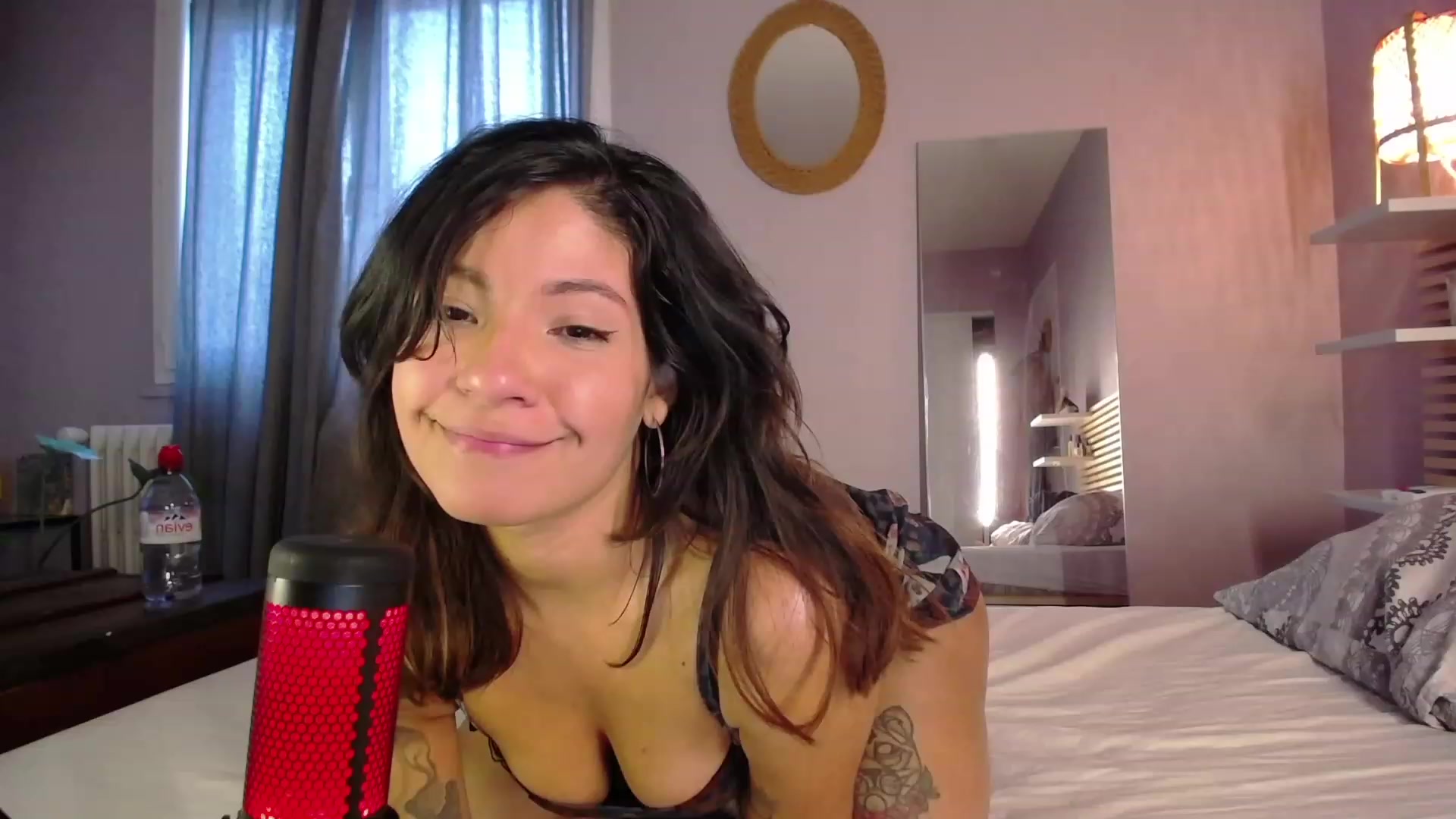 Gallery image thumbnail from Aless_____'s myfreecams stream on, 12/07/2022, 13:14 image 2 of 20