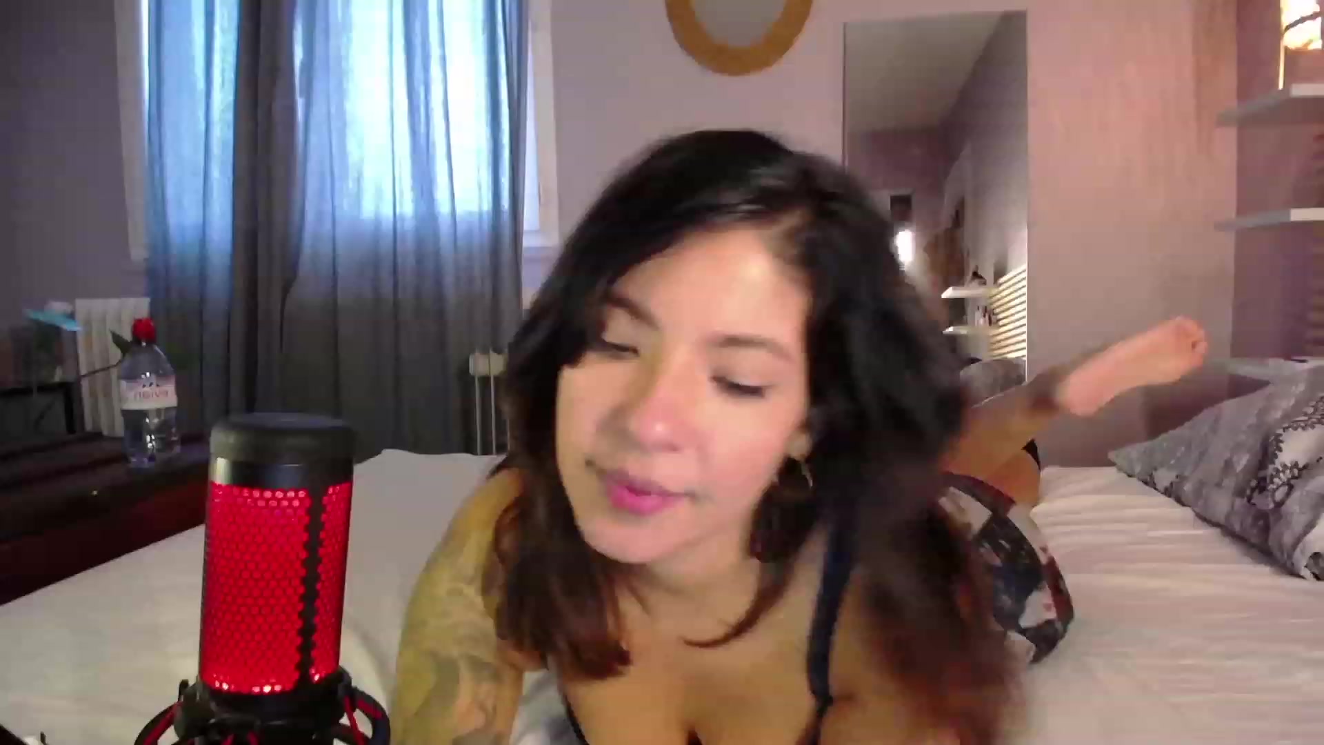 Gallery image thumbnail from Aless_____'s myfreecams stream on, 12/07/2022, 13:14 image 5 of 20
