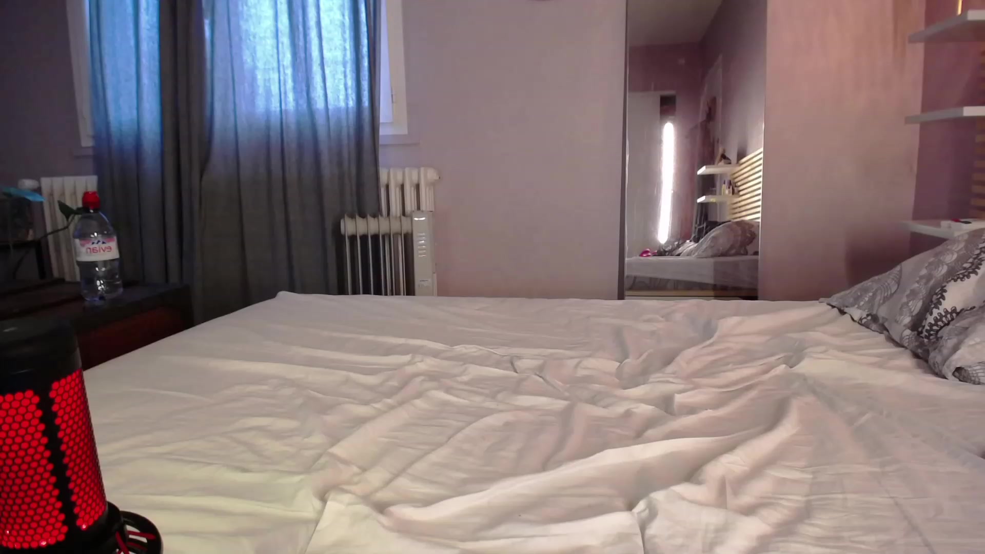 Gallery image thumbnail from Aless_____'s myfreecams stream on, 12/07/2022, 14:11 image 12 of 20