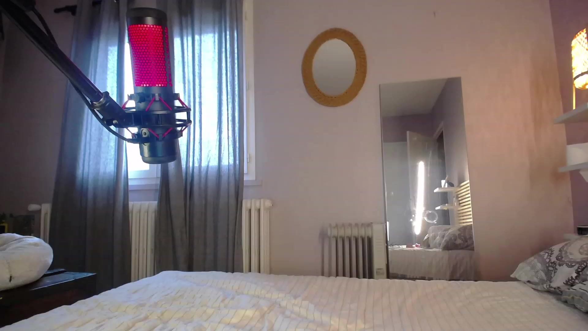 Gallery image thumbnail from Aless_____'s myfreecams stream on, 12/22/2022, 14:07 image 3 of 20