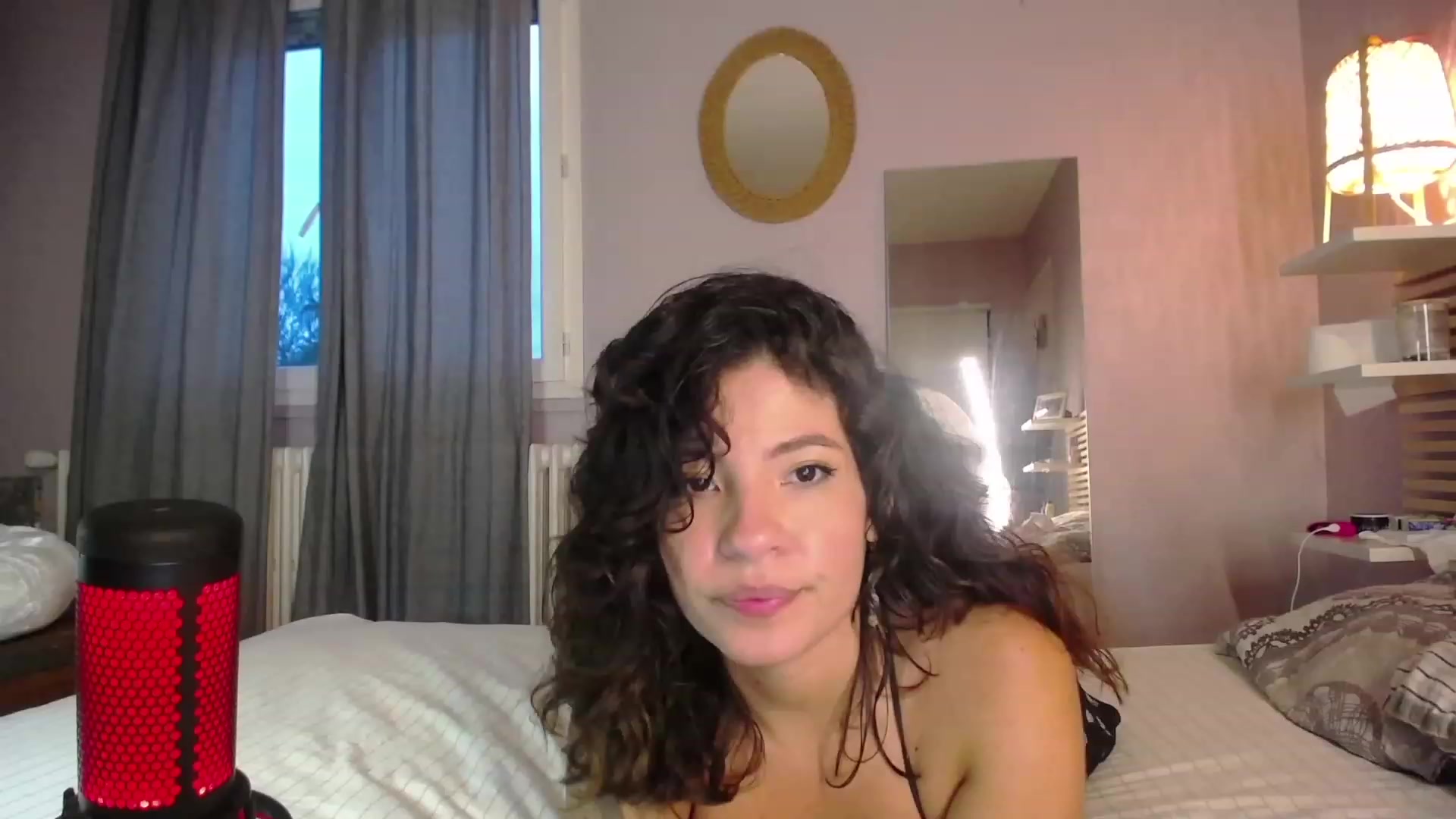 Gallery image thumbnail from Aless_____'s myfreecams stream on, 12/23/2022, 15:51 image 15 of 20