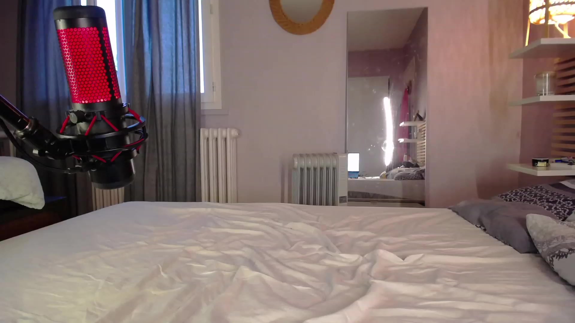 Gallery image thumbnail from Aless_____'s myfreecams stream on, 12/29/2022, 15:36 image 18 of 20