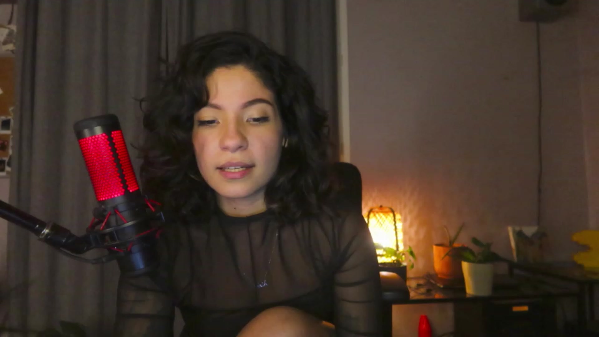 Gallery image thumbnail from Aless_____'s myfreecams stream on, 01/17/2023, 22:08 image 19 of 20
