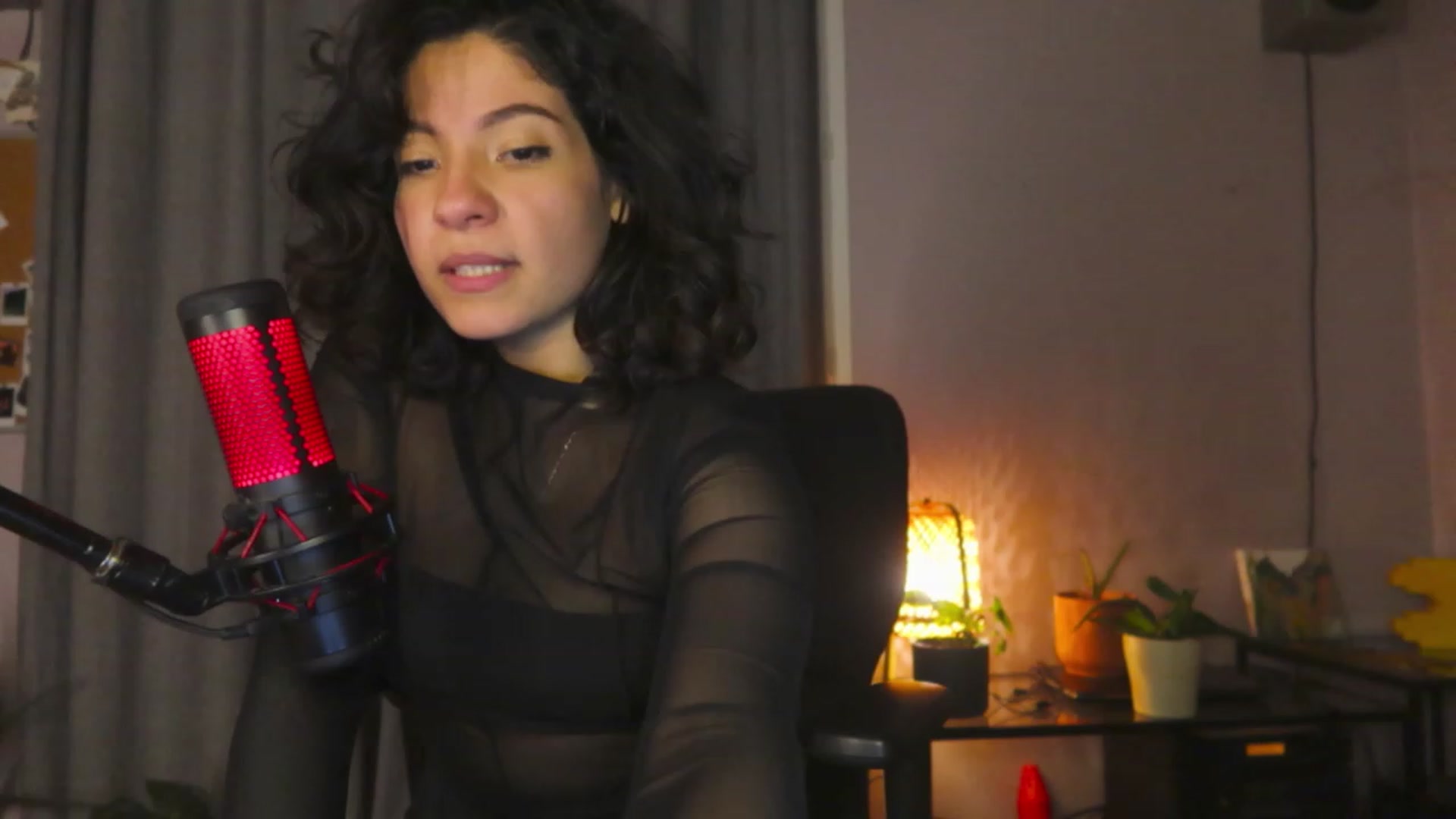 Gallery image thumbnail from Aless_____'s myfreecams stream on, 01/17/2023, 22:08 image 10 of 20