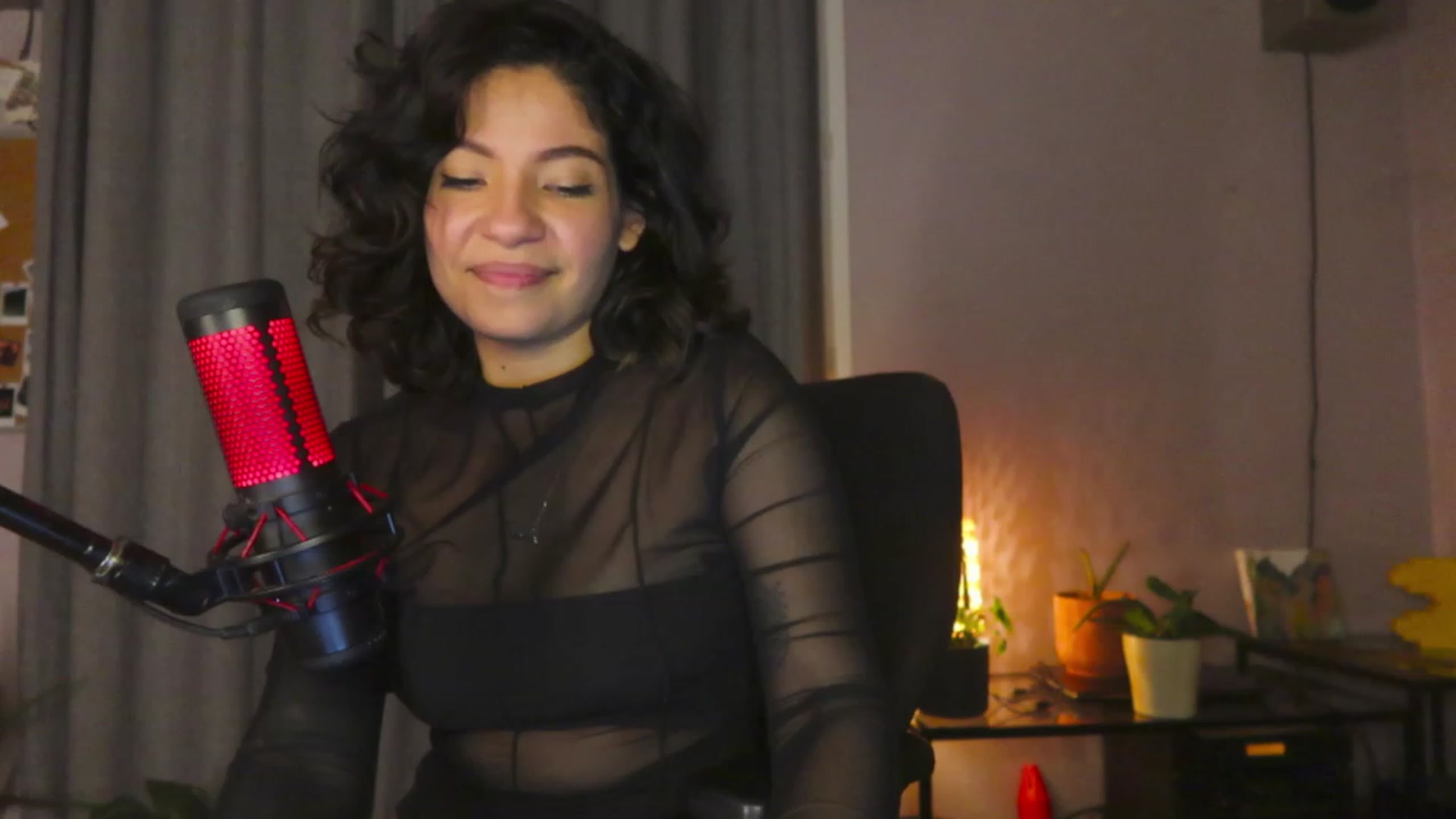 Gallery image thumbnail from Aless_____'s myfreecams stream on, 01/17/2023, 22:08 image 8 of 20