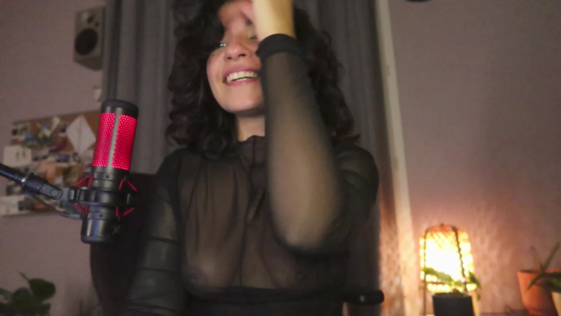 Gallery image thumbnail from Aless_____'s myfreecams stream on, 01/17/2023, 23:07 image 20 of 20
