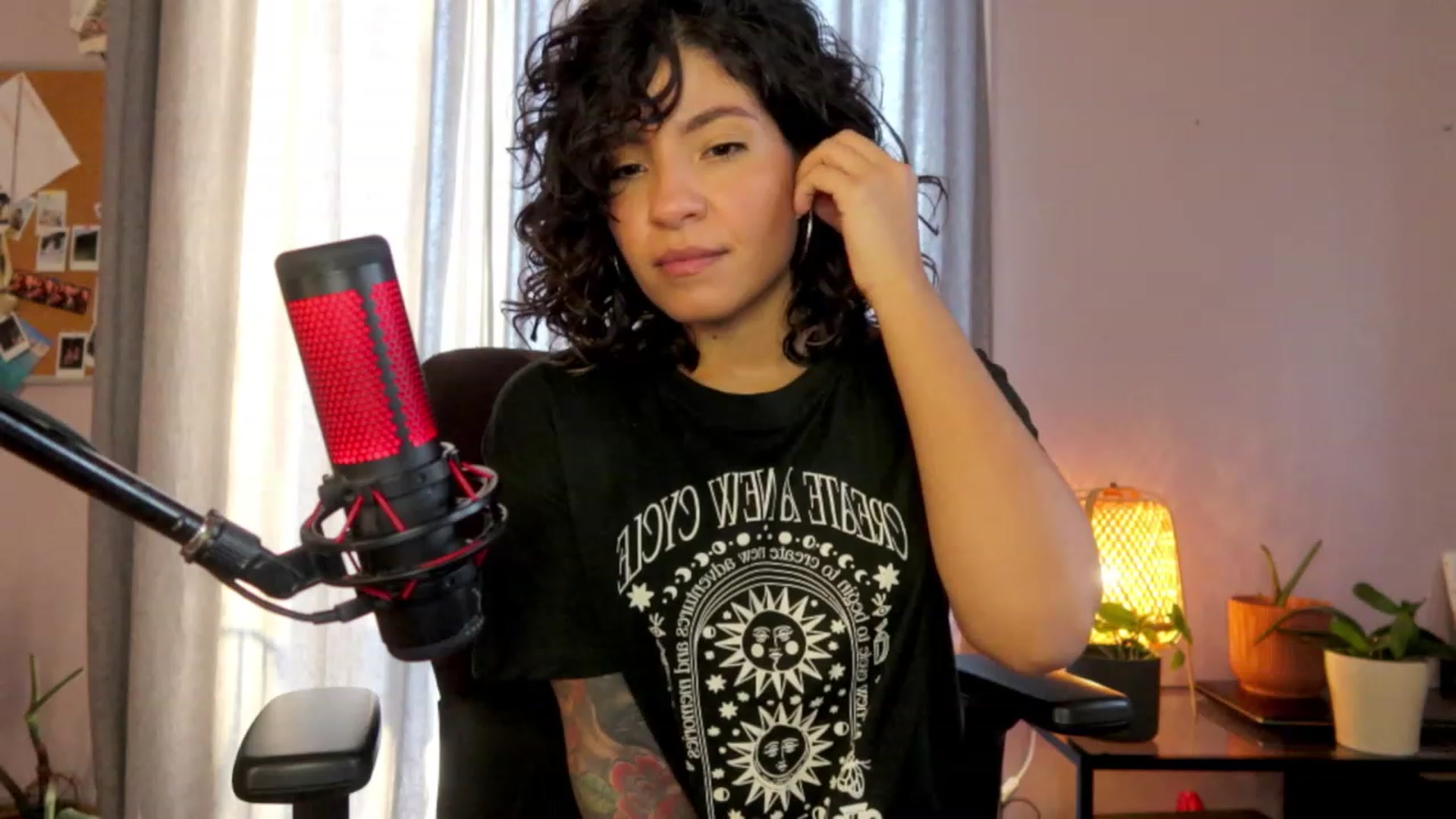Gallery image thumbnail from Aless_____'s myfreecams stream on, 01/18/2023, 15:40 image 18 of 20