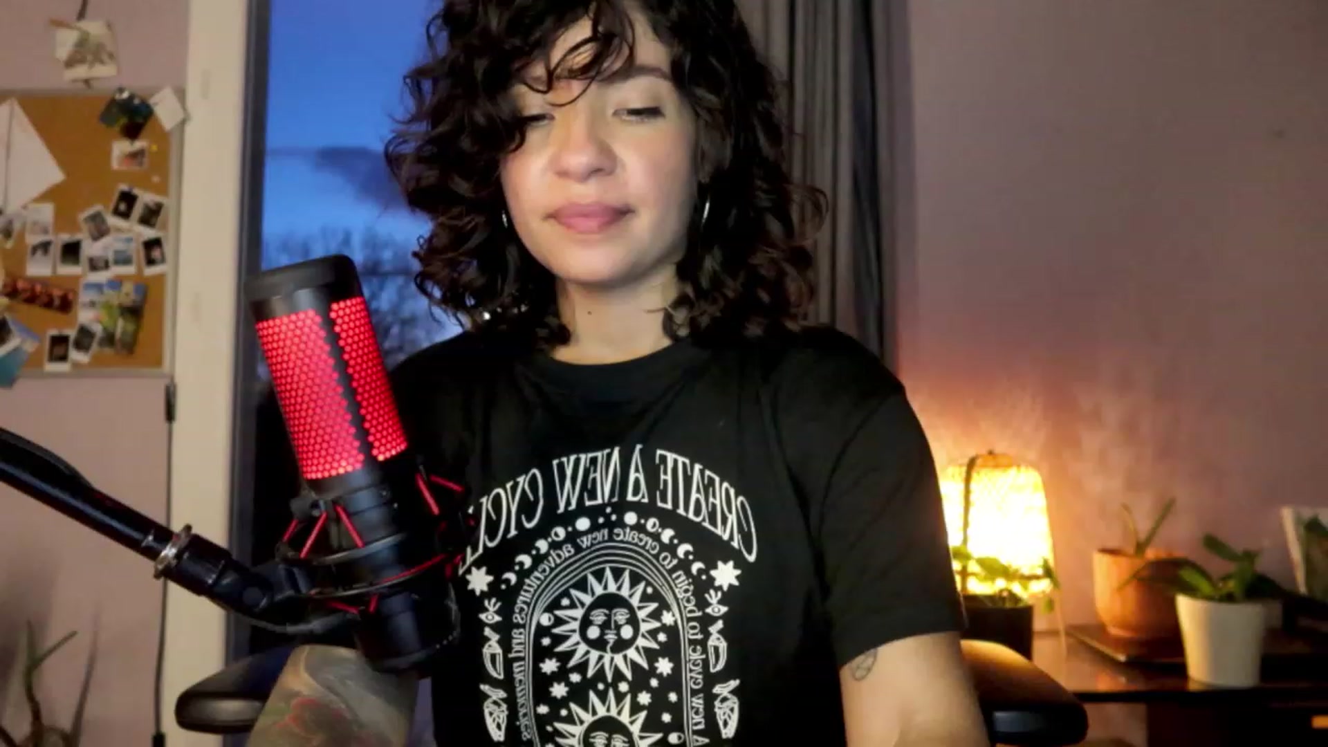 Gallery image thumbnail from Aless_____'s myfreecams stream on, 01/18/2023, 18:20 image 3 of 20