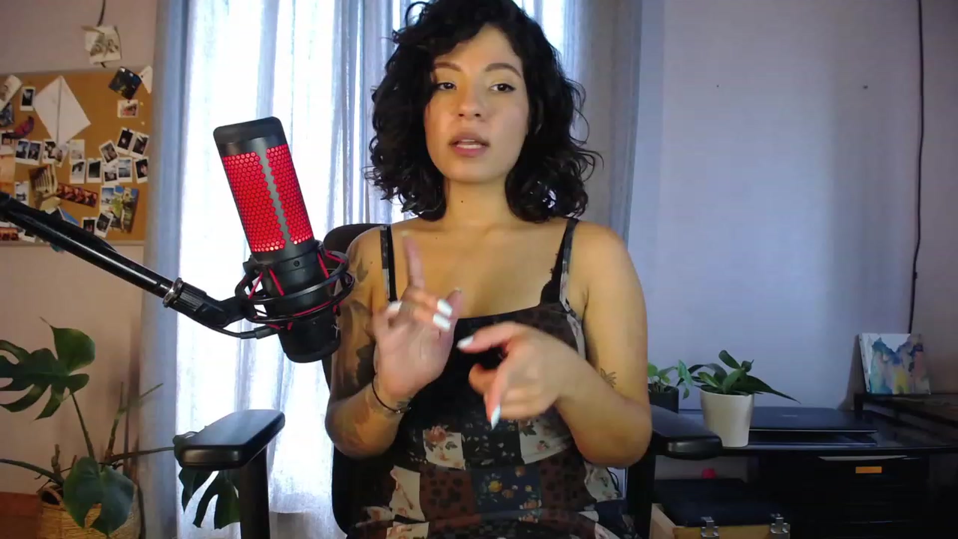 Gallery image thumbnail from Aless_____'s myfreecams stream on, 01/19/2023, 15:36 image 8 of 20
