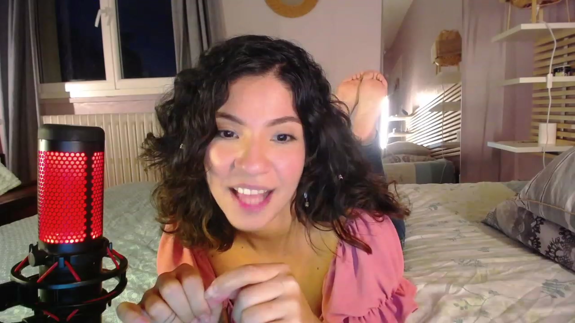 Gallery image thumbnail from Aless_____'s myfreecams stream on, 02/03/2023, 17:48 image 13 of 20