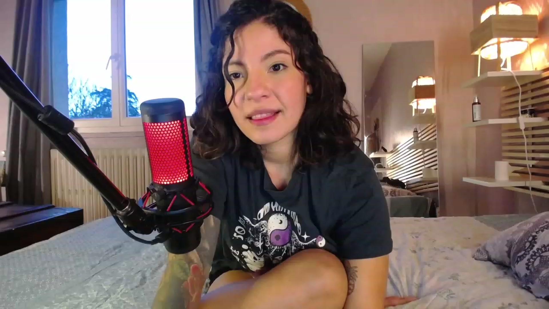 Gallery image thumbnail from Aless_____'s myfreecams stream on, 02/05/2023, 16:41 image 20 of 20