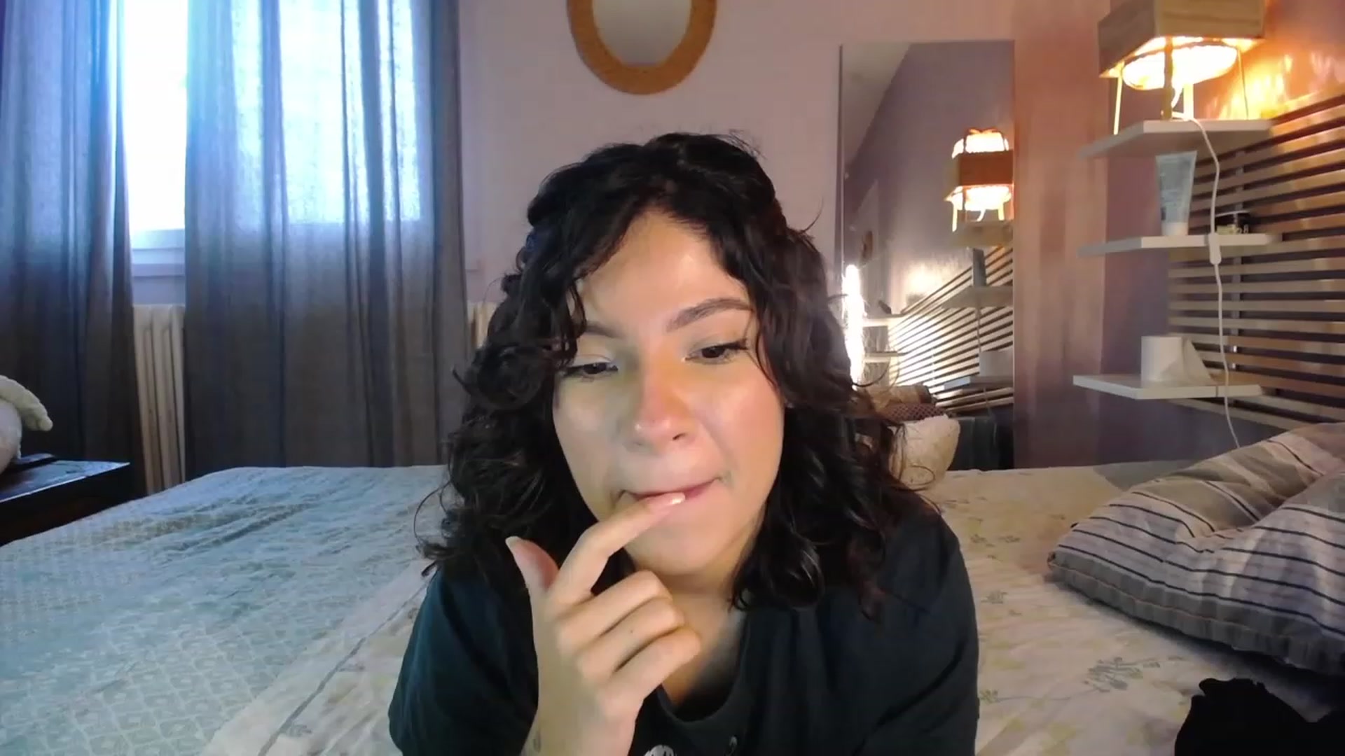Gallery image thumbnail from Aless_____'s myfreecams stream on, 02/06/2023, 15:31 image 1 of 20