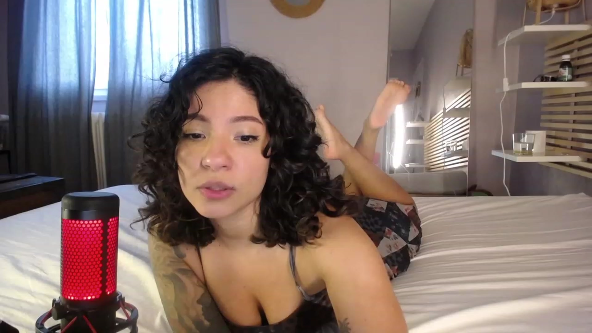 Gallery image thumbnail from Aless_____'s myfreecams stream on, 02/24/2023, 15:12 image 5 of 20