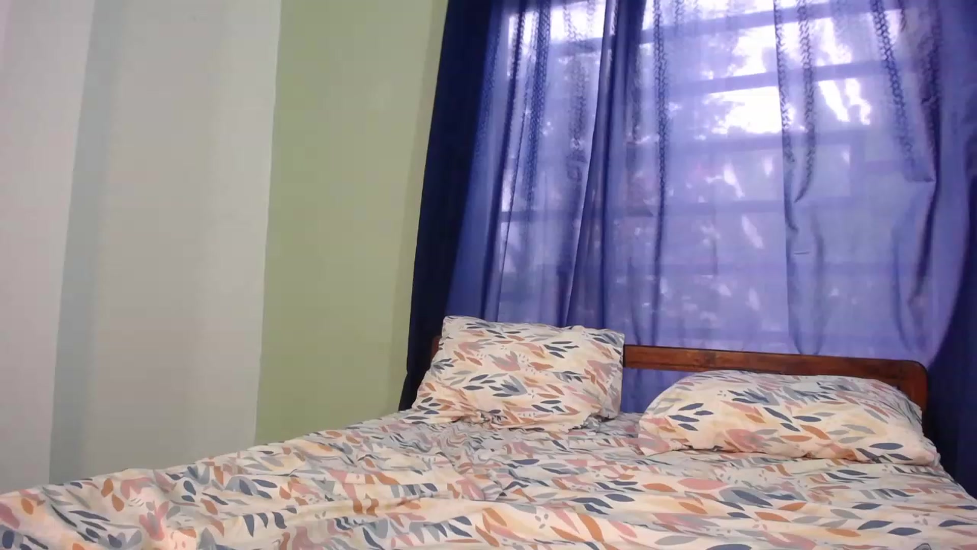Gallery image thumbnail from Aless_____'s myfreecams stream on, 04/28/2023, 19:00 image 19 of 20