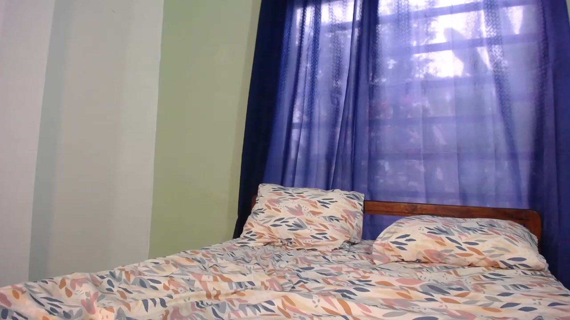 Gallery image thumbnail from Aless_____'s myfreecams stream on, 04/28/2023, 19:00 image 17 of 20