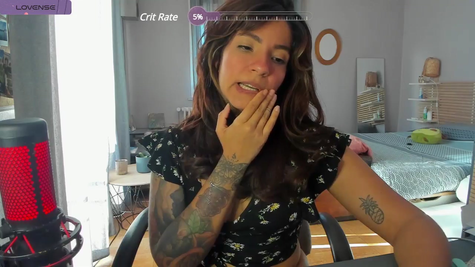Gallery image thumbnail from Aless_____'s myfreecams stream on, 04/02/2024, 17:07 image 6 of 20