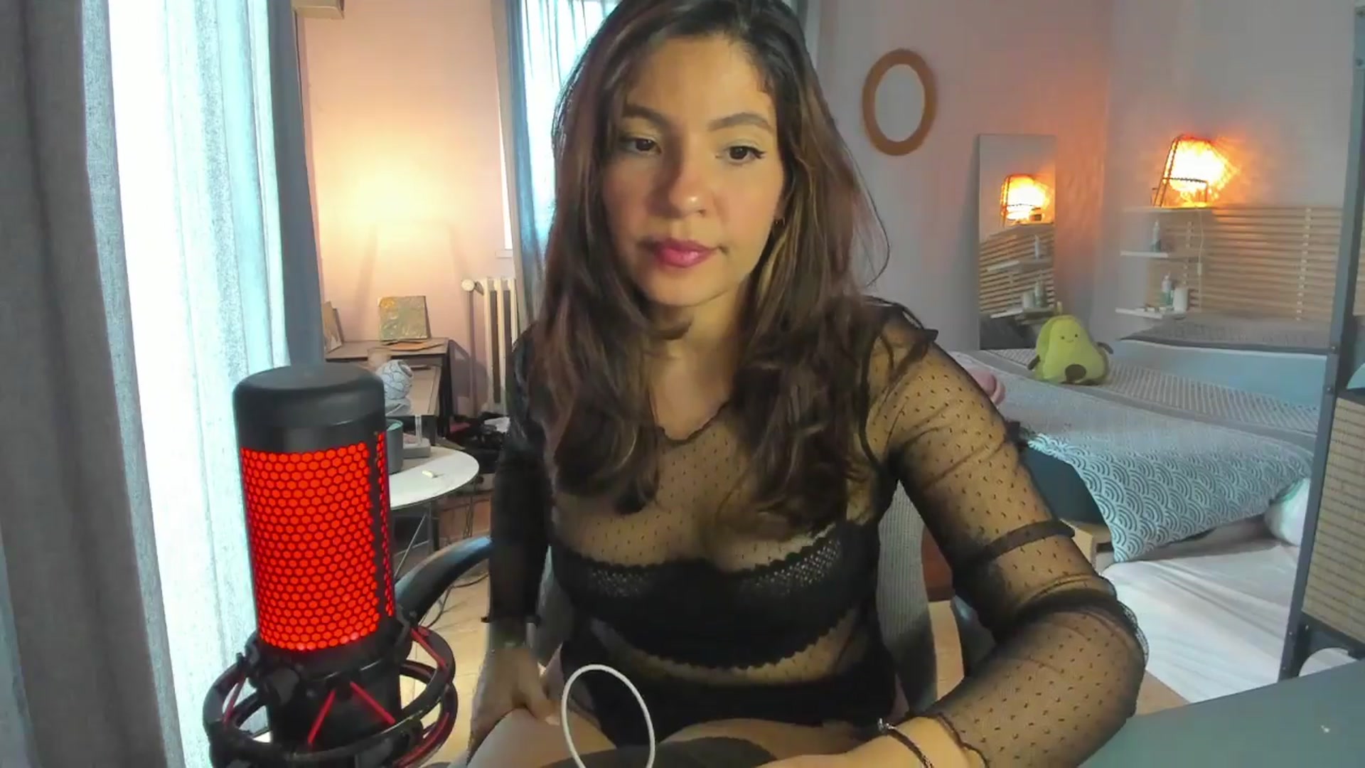 Gallery image thumbnail from Aless_____'s myfreecams stream on, 04/04/2024, 17:50 image 3 of 20