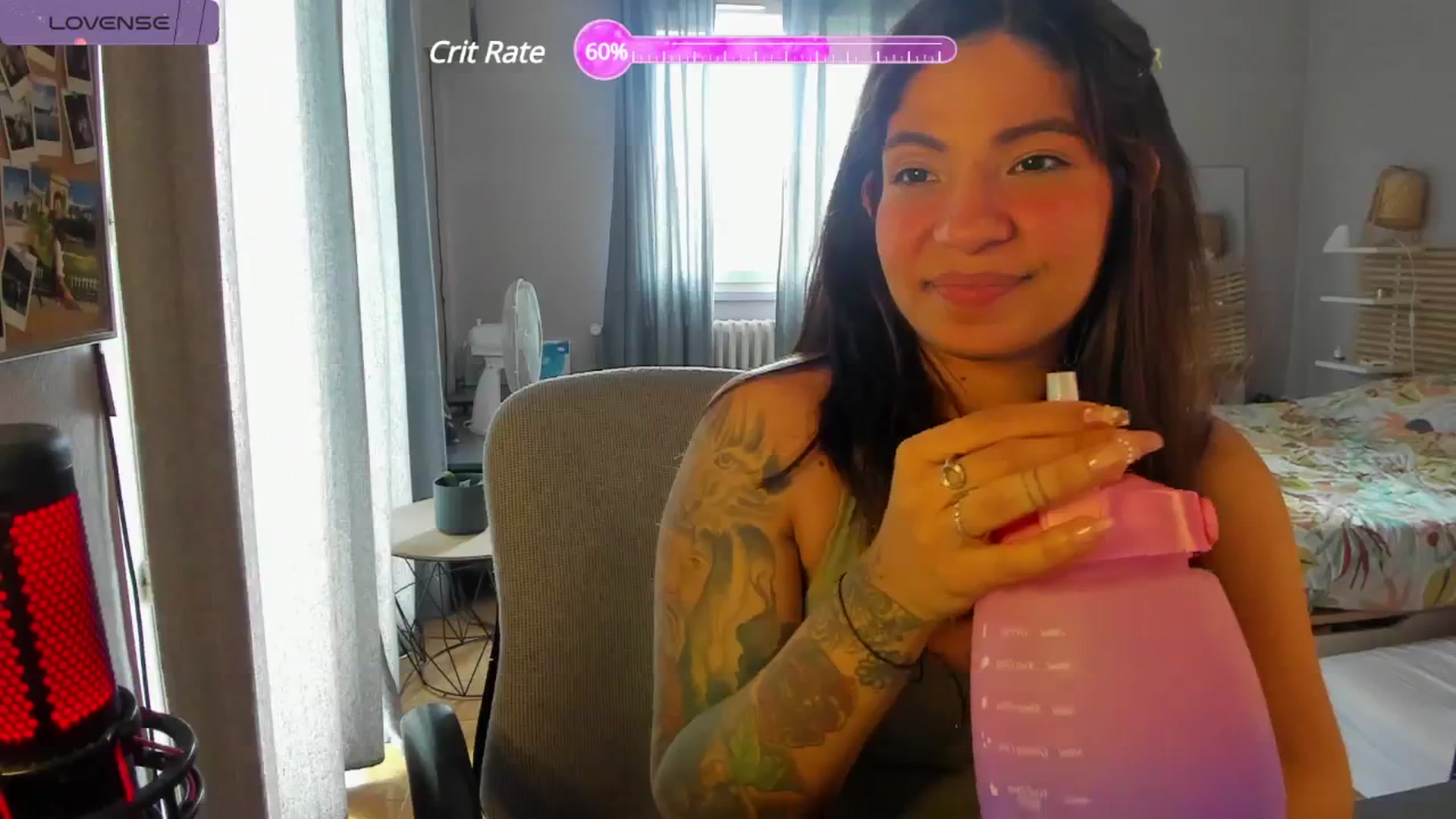 Gallery image thumbnail from Aless_____'s myfreecams stream on, 04/23/2024, 14:38 image 12 of 20