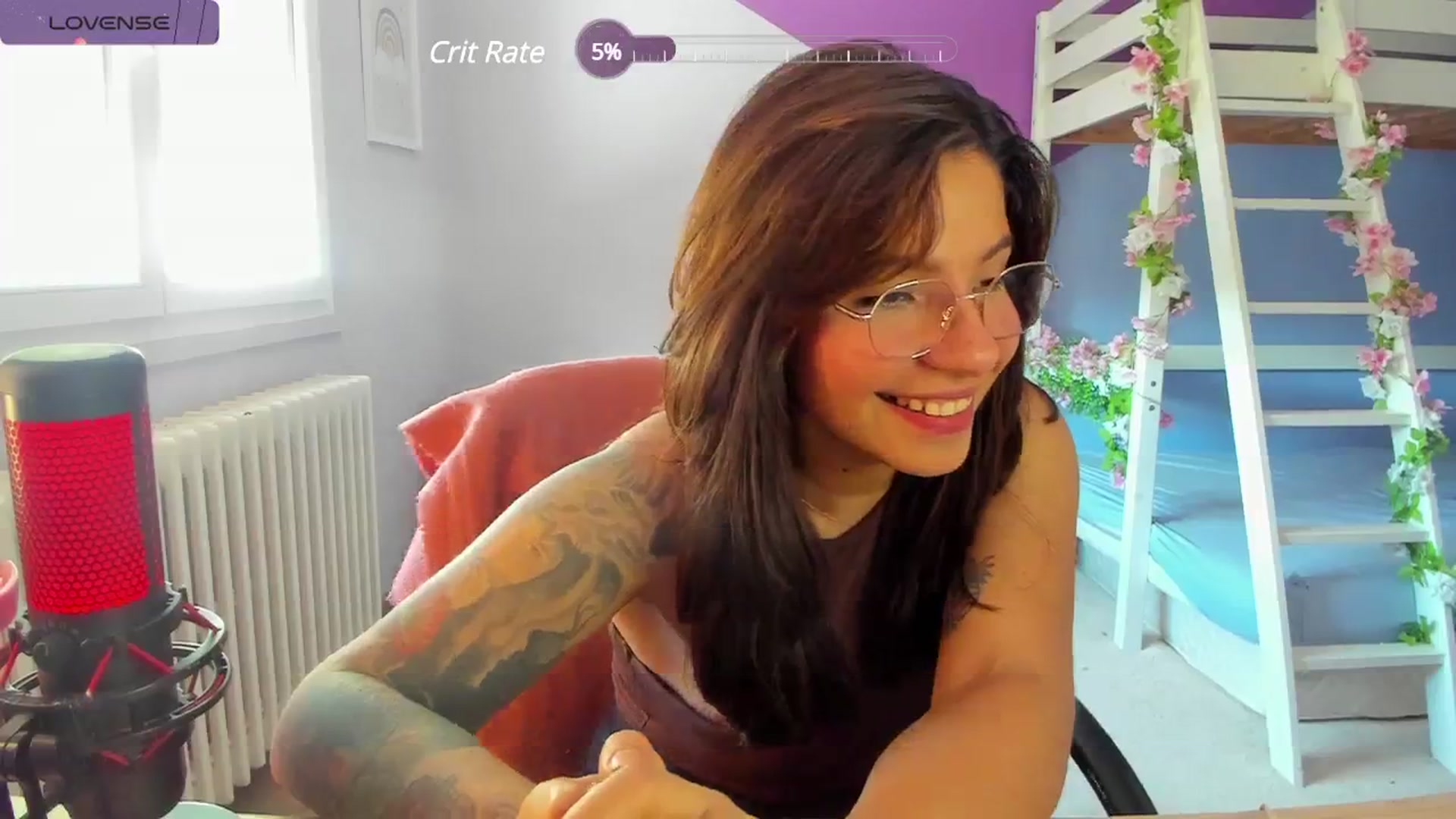 Gallery image thumbnail from Aless_____'s myfreecams stream on, 04/25/2024, 15:14 image 13 of 20