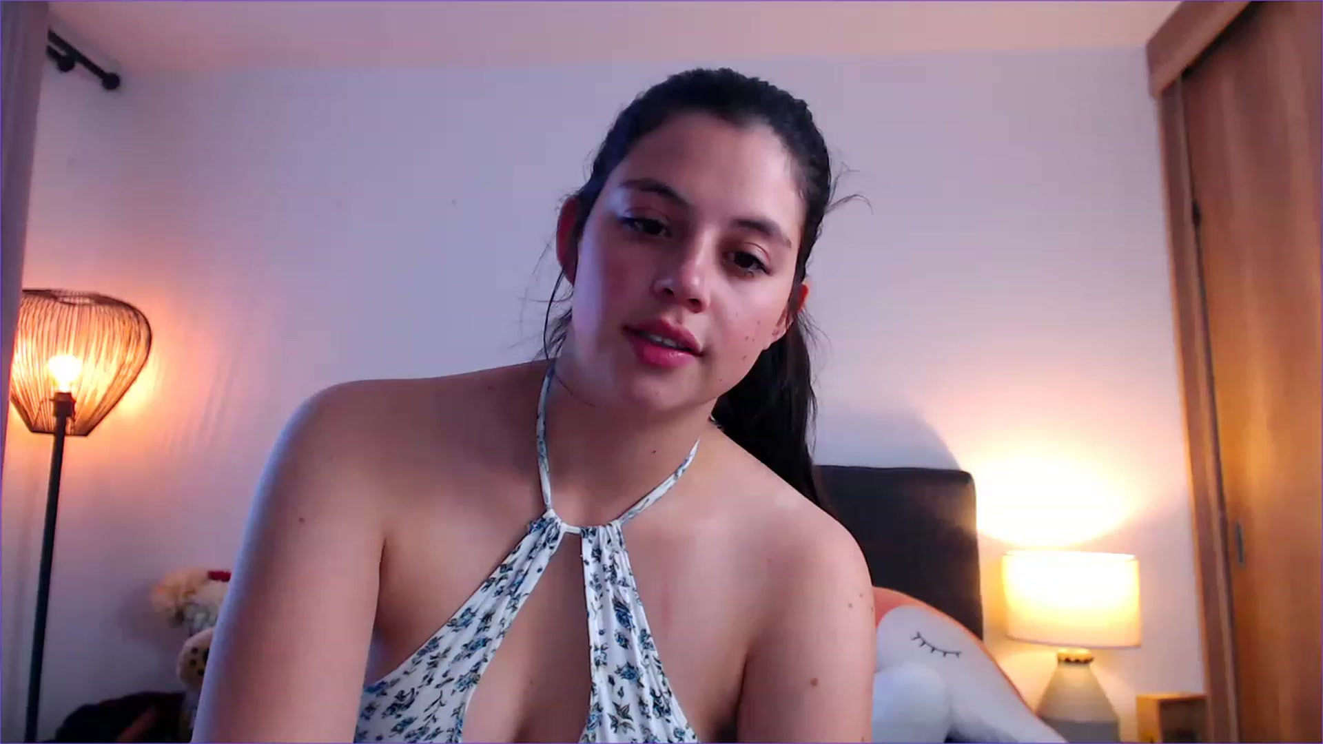 Gallery image thumbnail from AlessaCox's myfreecams stream on, 12/15/2022, 22:16 image 19 of 20