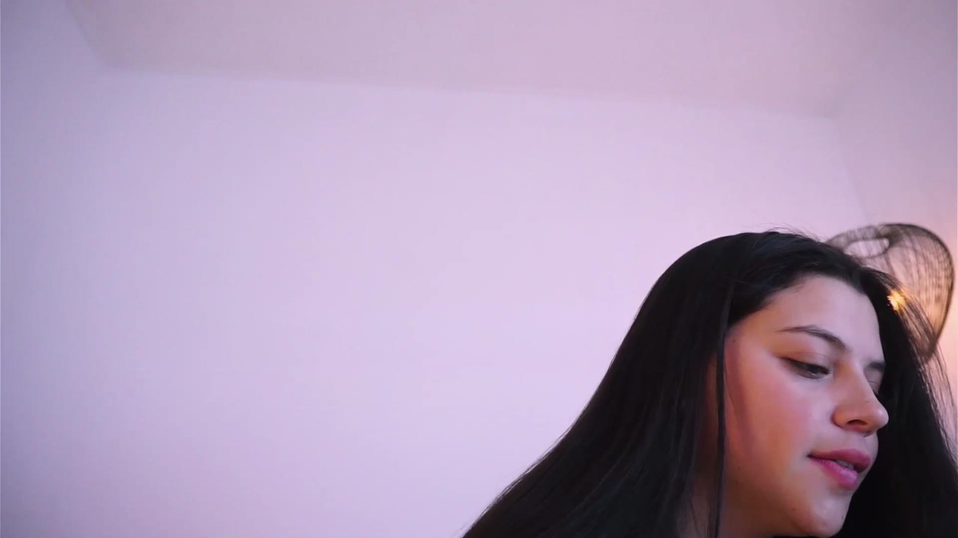 Gallery image thumbnail from AlessaCox's myfreecams stream on, 07/13/2023, 21:36 image 9 of 20