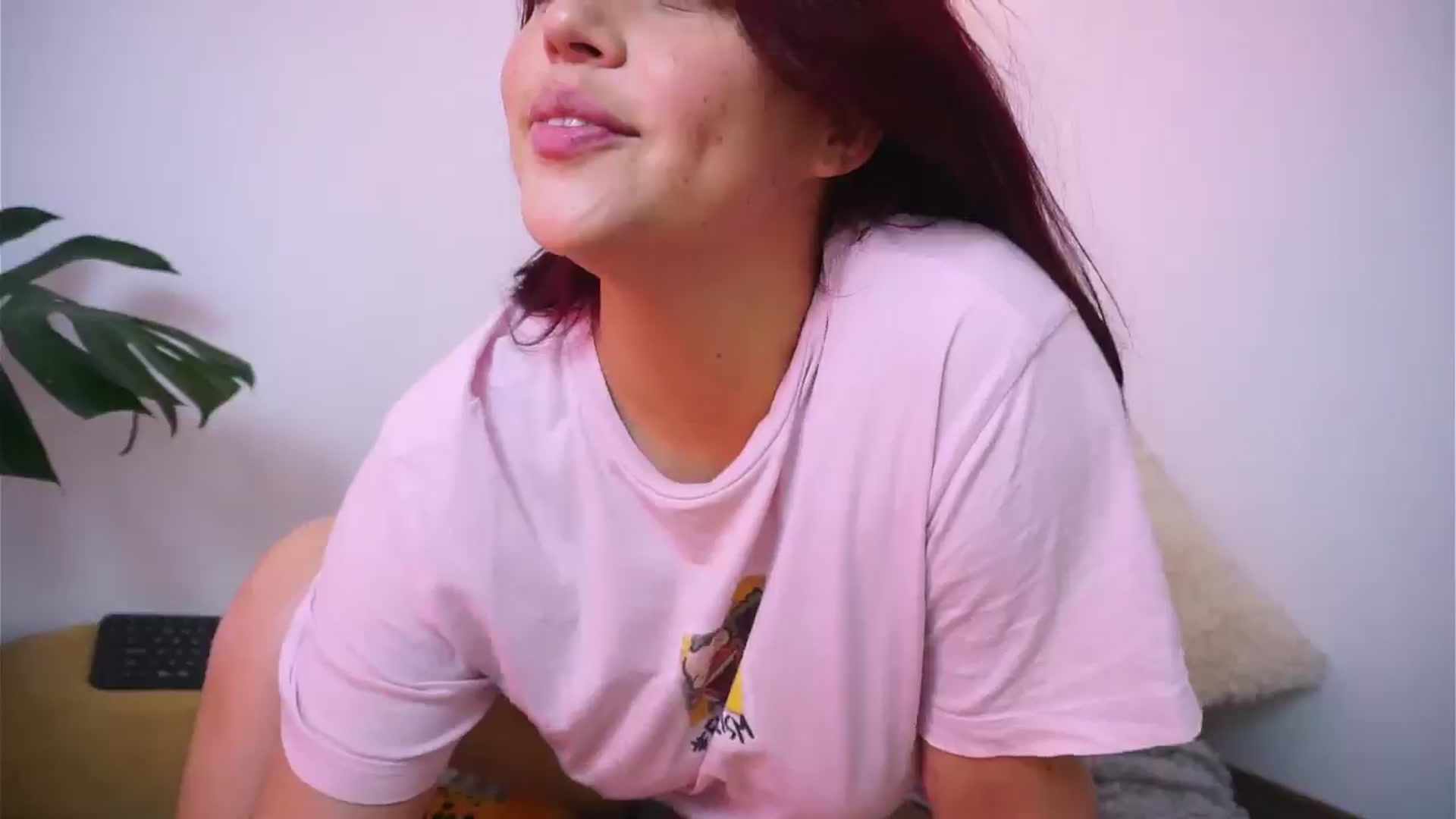 Gallery image thumbnail from AlessaCox's myfreecams stream on, 06/06/2024, 20:20 image 20 of 20