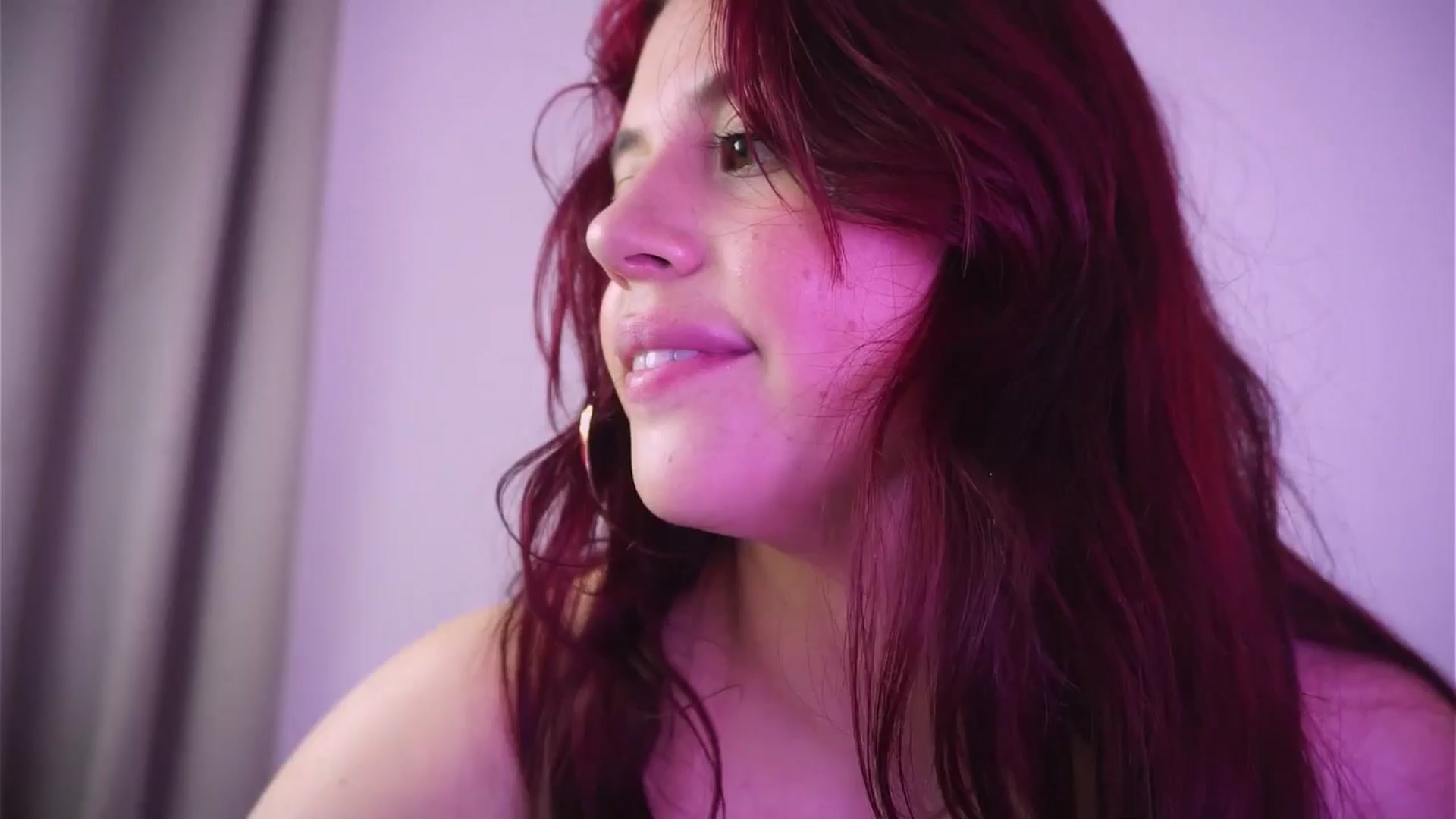 Gallery image thumbnail from AlessaCox's myfreecams stream on, 06/30/2024, 04:34 image 13 of 20