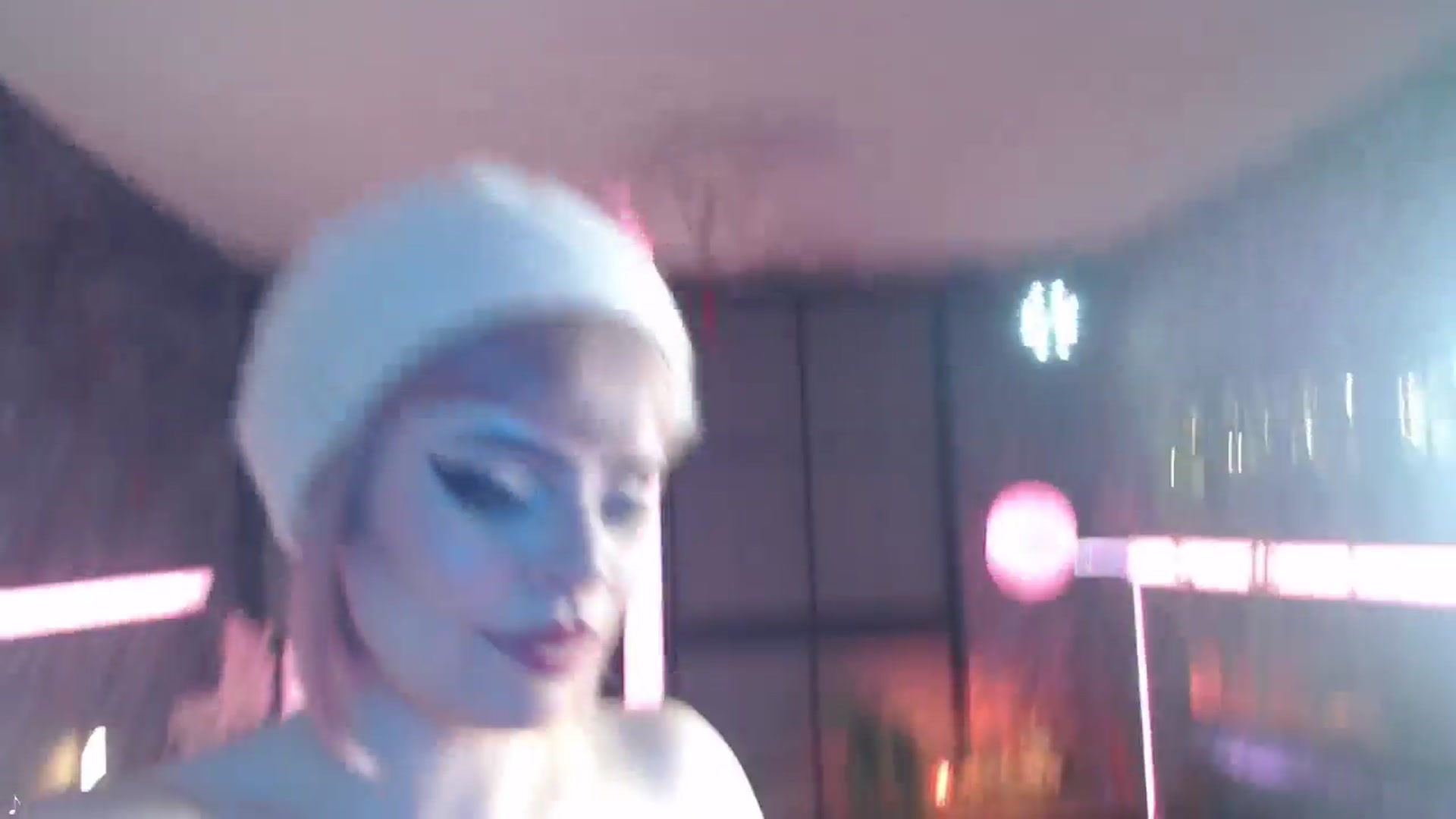 Gallery image thumbnail from AlessaGoreng's myfreecams stream on, 06/29/2025, 12:06 image 4 of 20