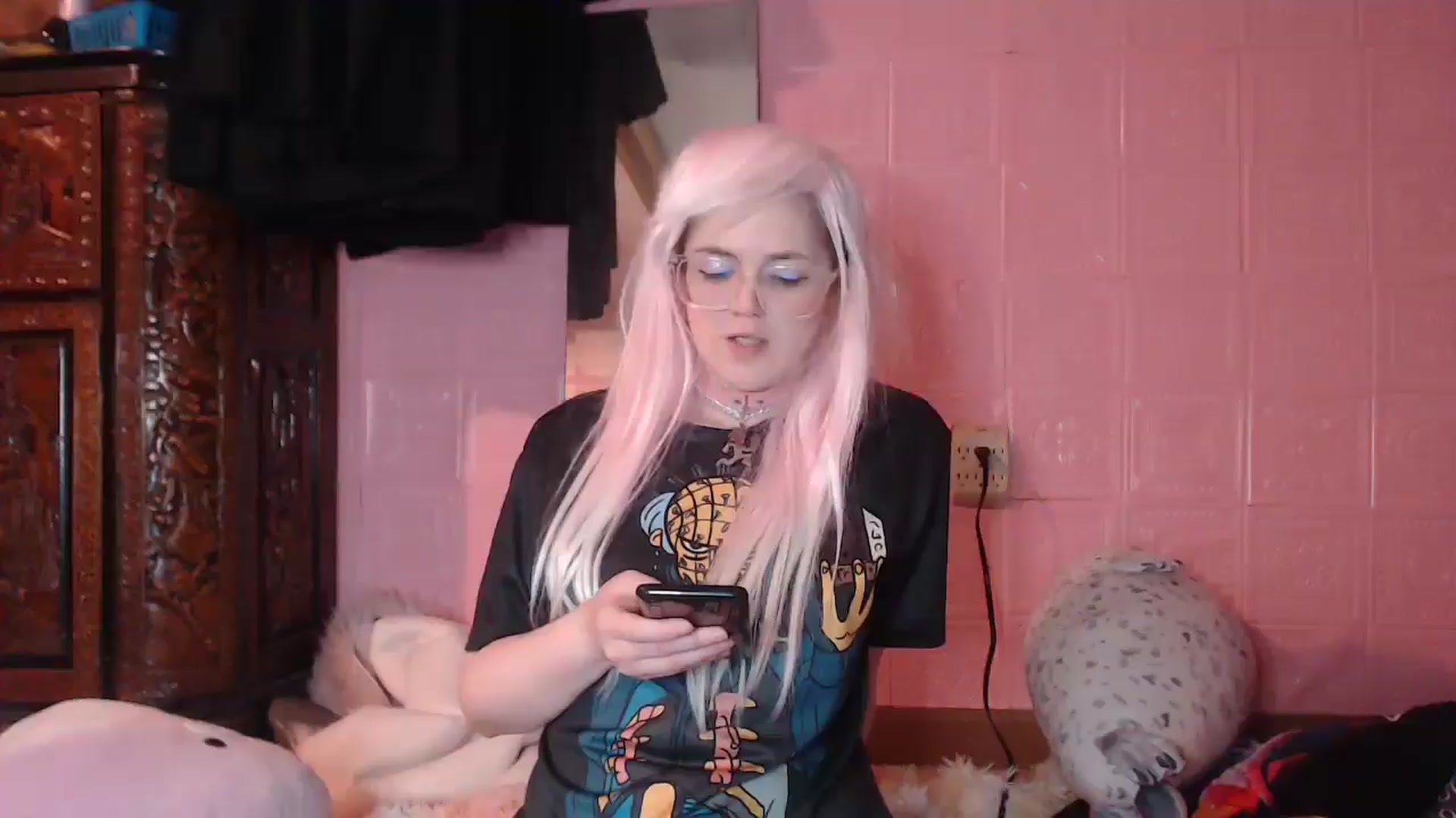 Gallery image thumbnail from AlessaRaine's myfreecams stream on, 04/12/2025, 10:00 image 15 of 20