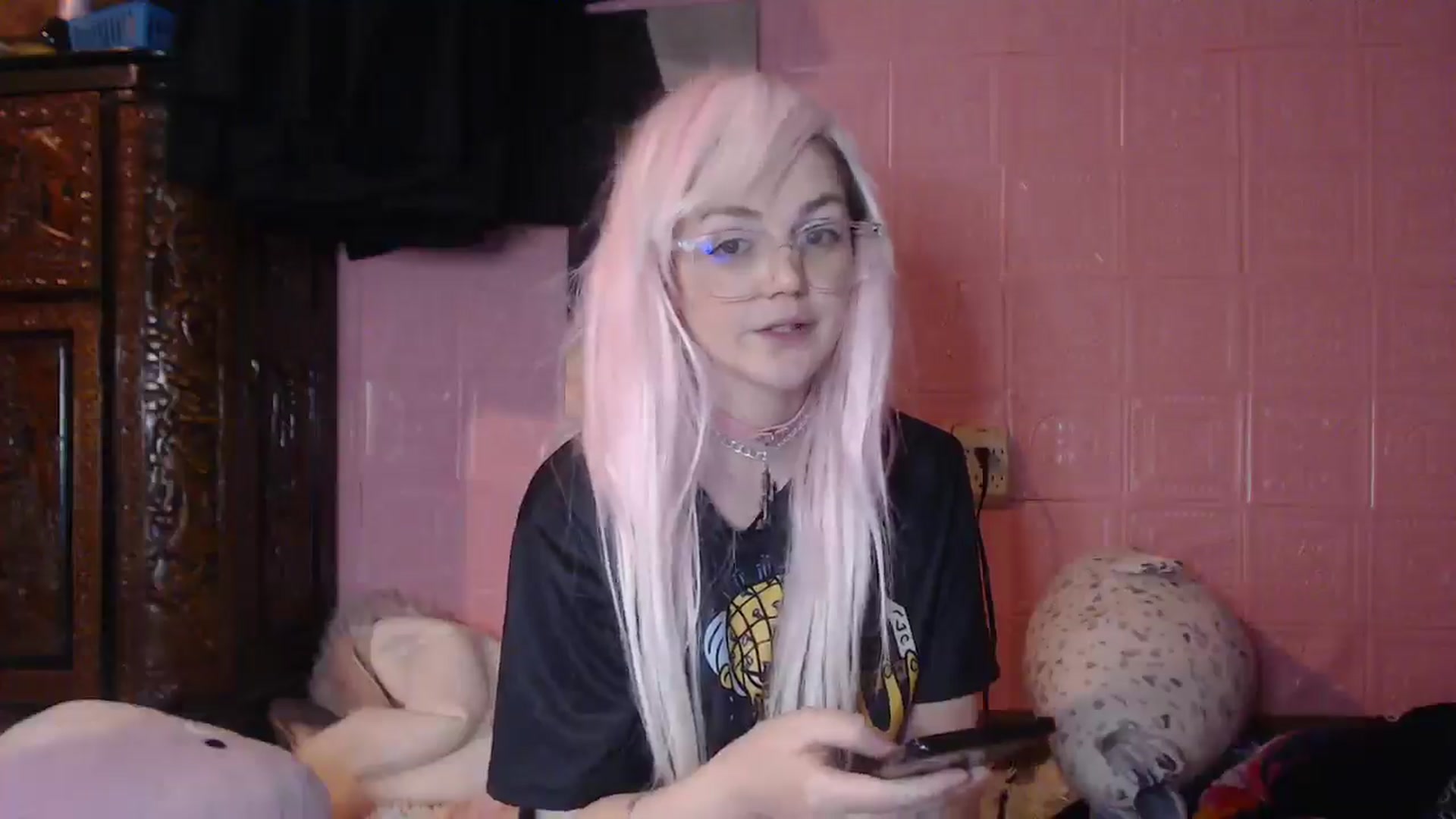 Gallery image thumbnail from AlessaRaine's myfreecams stream on, 04/12/2025, 10:00 image 5 of 20