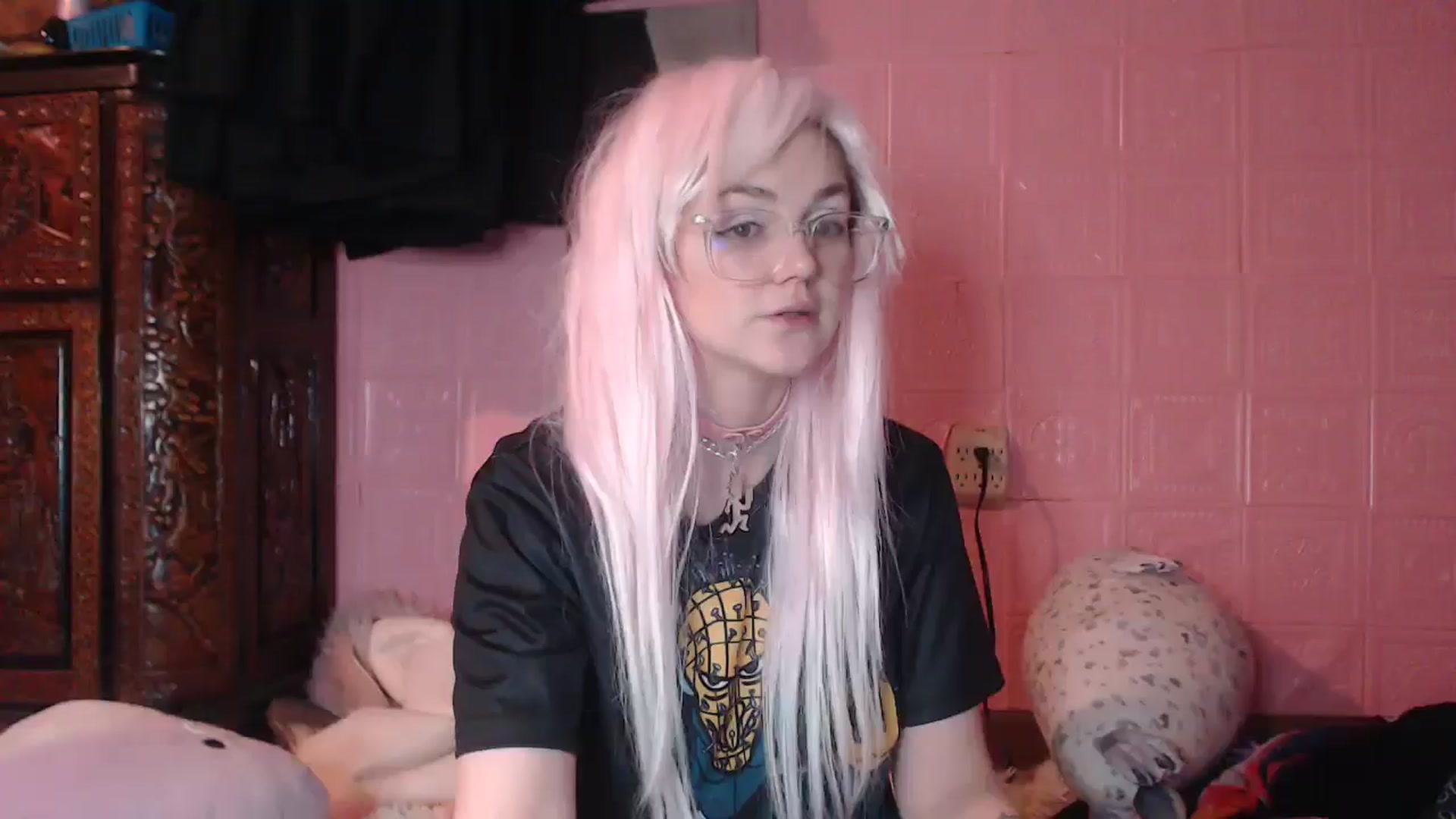 Gallery image thumbnail from AlessaRaine's myfreecams stream on, 04/12/2025, 10:00 image 18 of 20