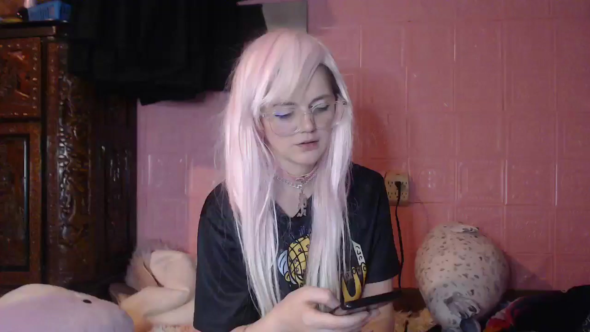 Gallery image thumbnail from AlessaRaine's myfreecams stream on, 04/12/2025, 10:00 image 6 of 20