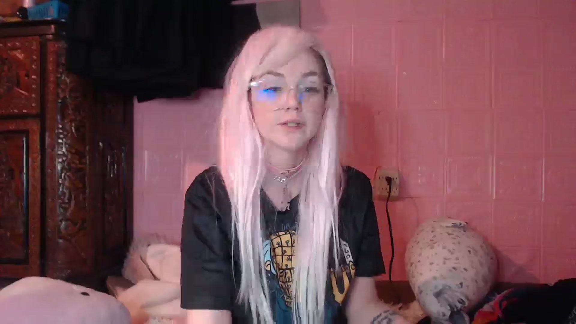 Gallery image thumbnail from AlessaRaine's myfreecams stream on, 04/12/2025, 10:00 image 12 of 20