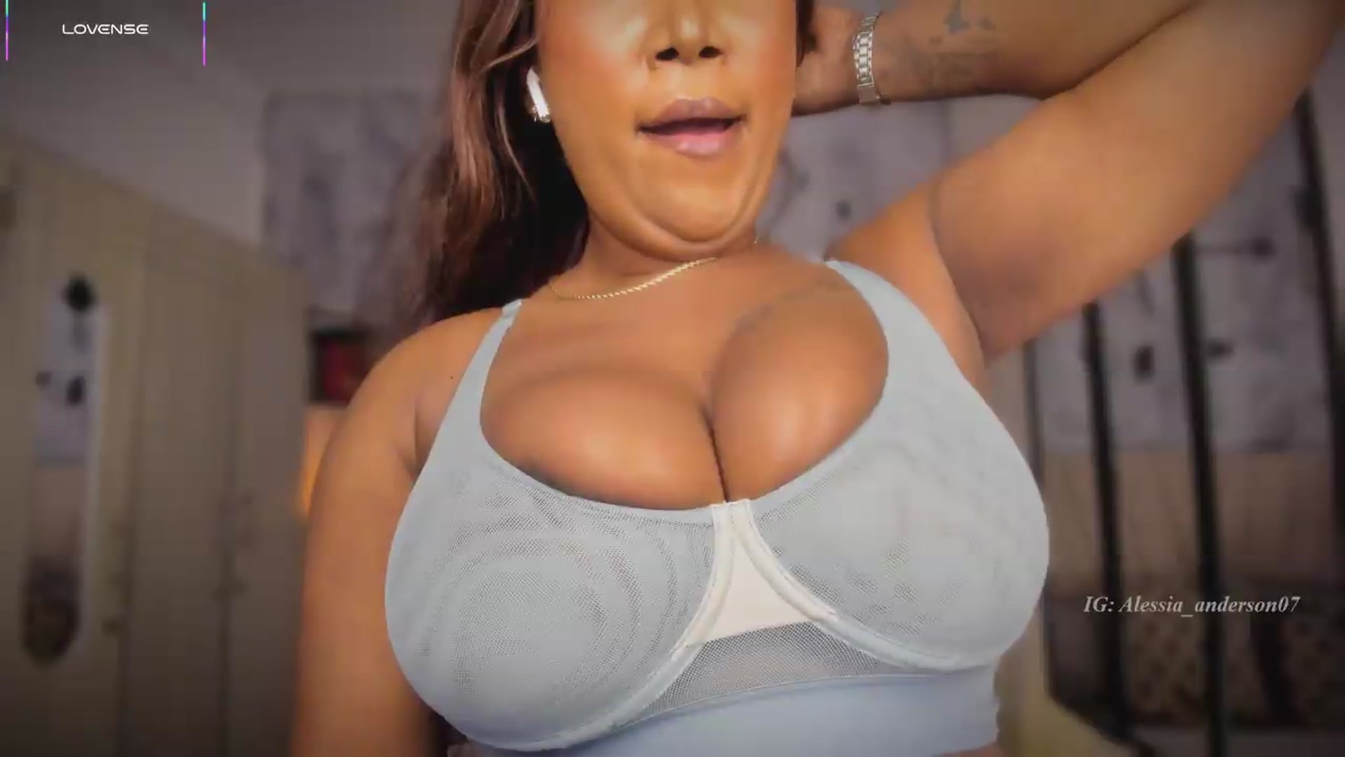 Gallery image thumbnail from Alessia07's myfreecams stream on, 07/08/2026, 01:50 image 7 of 20