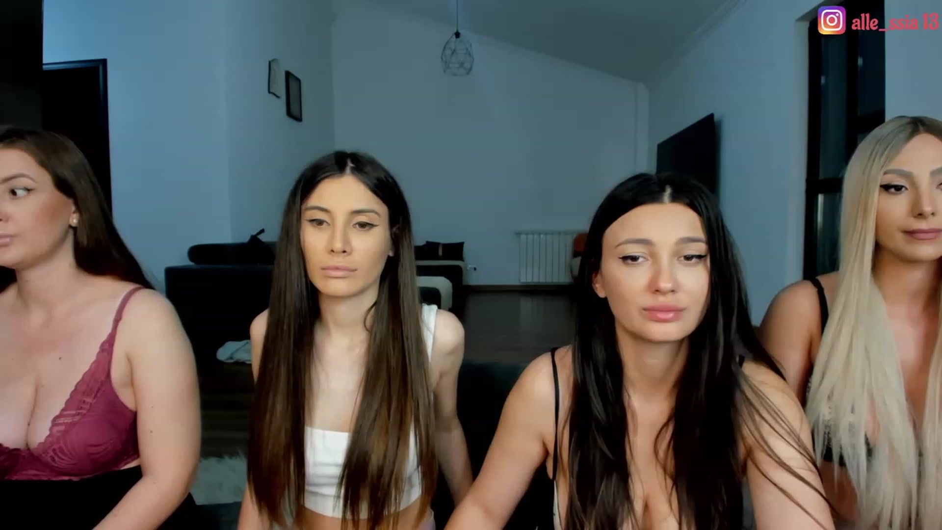 Gallery image thumbnail from AlessiaRay's myfreecams stream on, 06/15/2023, 23:58 image 4 of 20