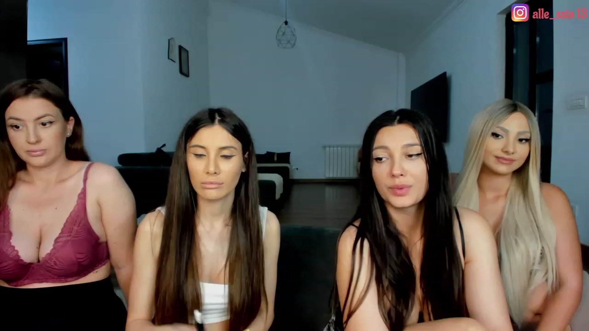 Gallery image thumbnail from AlessiaRay's myfreecams stream on, 06/15/2023, 23:58 image 2 of 20