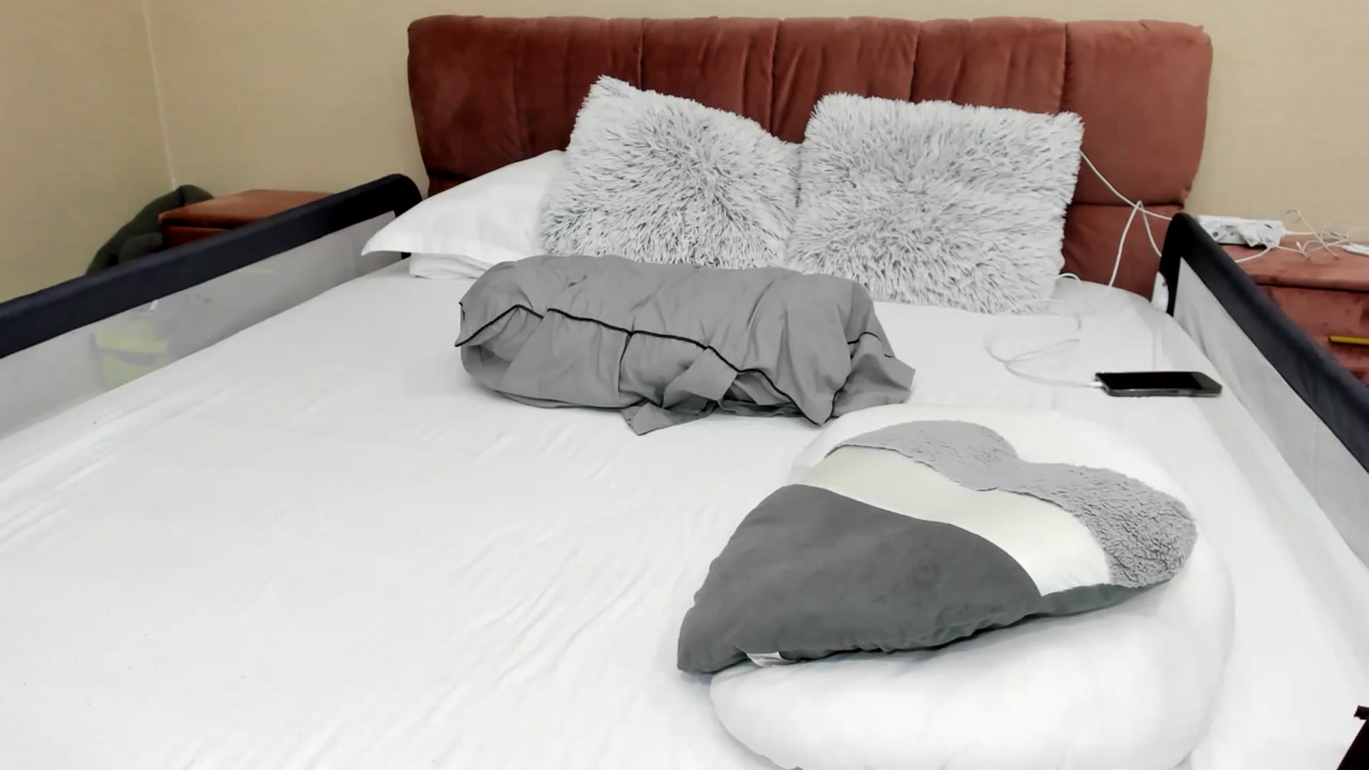 Gallery image thumbnail from AlessiaRay's myfreecams stream on, 09/07/2025, 15:09 image 4 of 20