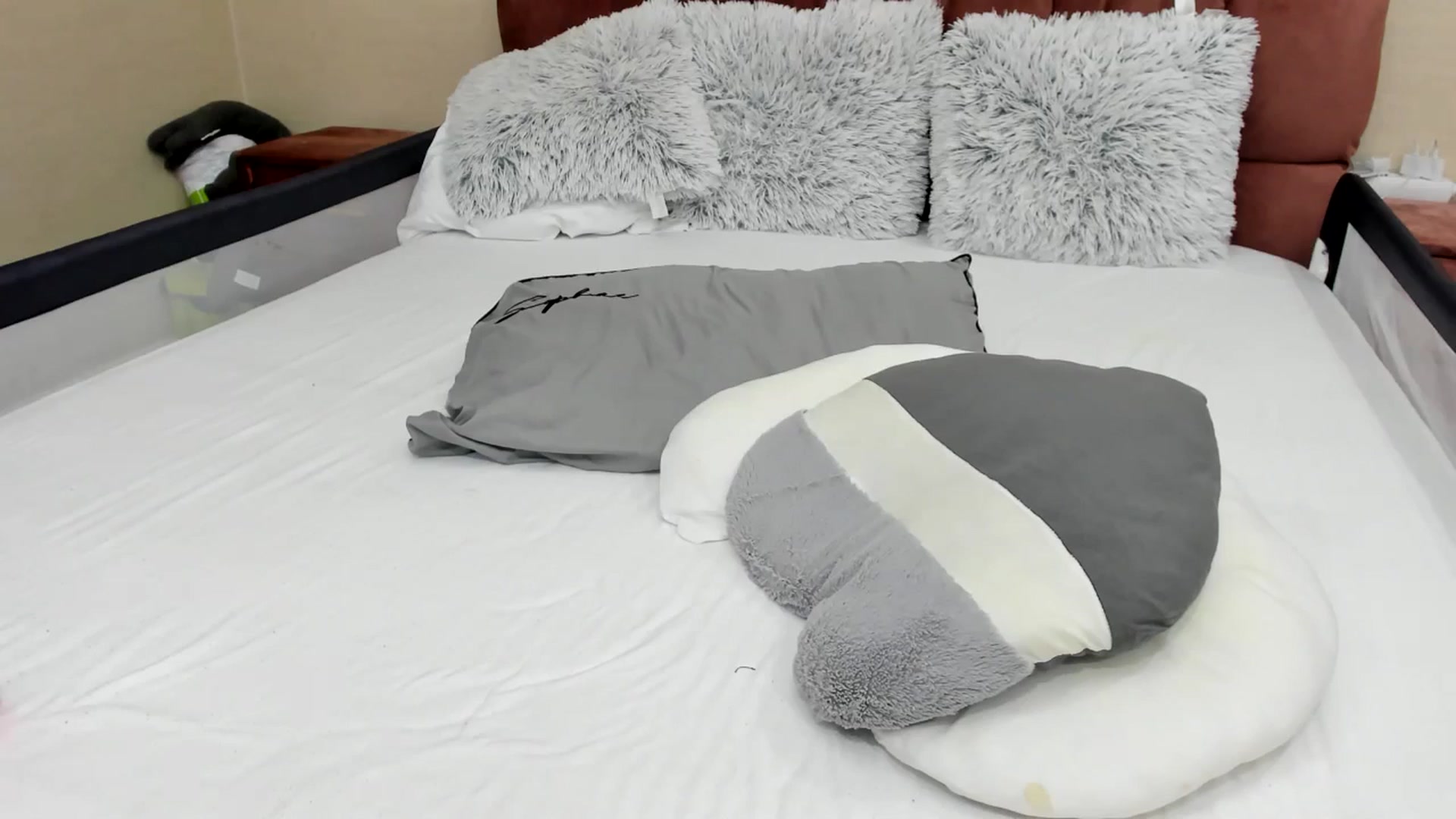 Gallery image thumbnail from AlessiaRay's myfreecams stream on, 09/12/2025, 13:24 image 13 of 20