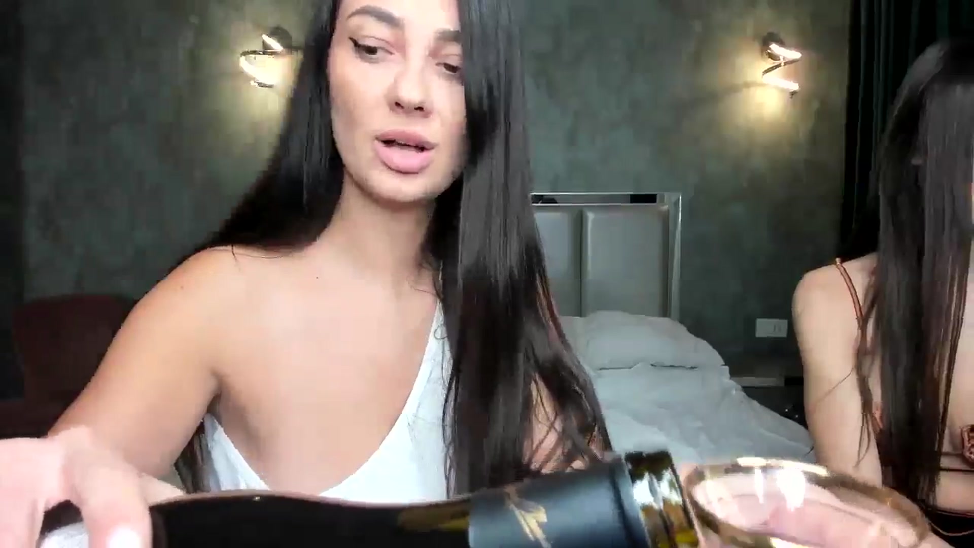 Gallery image thumbnail from AlessiaRay's myfreecams stream on, 01/30/2026, 12:29 image 7 of 20